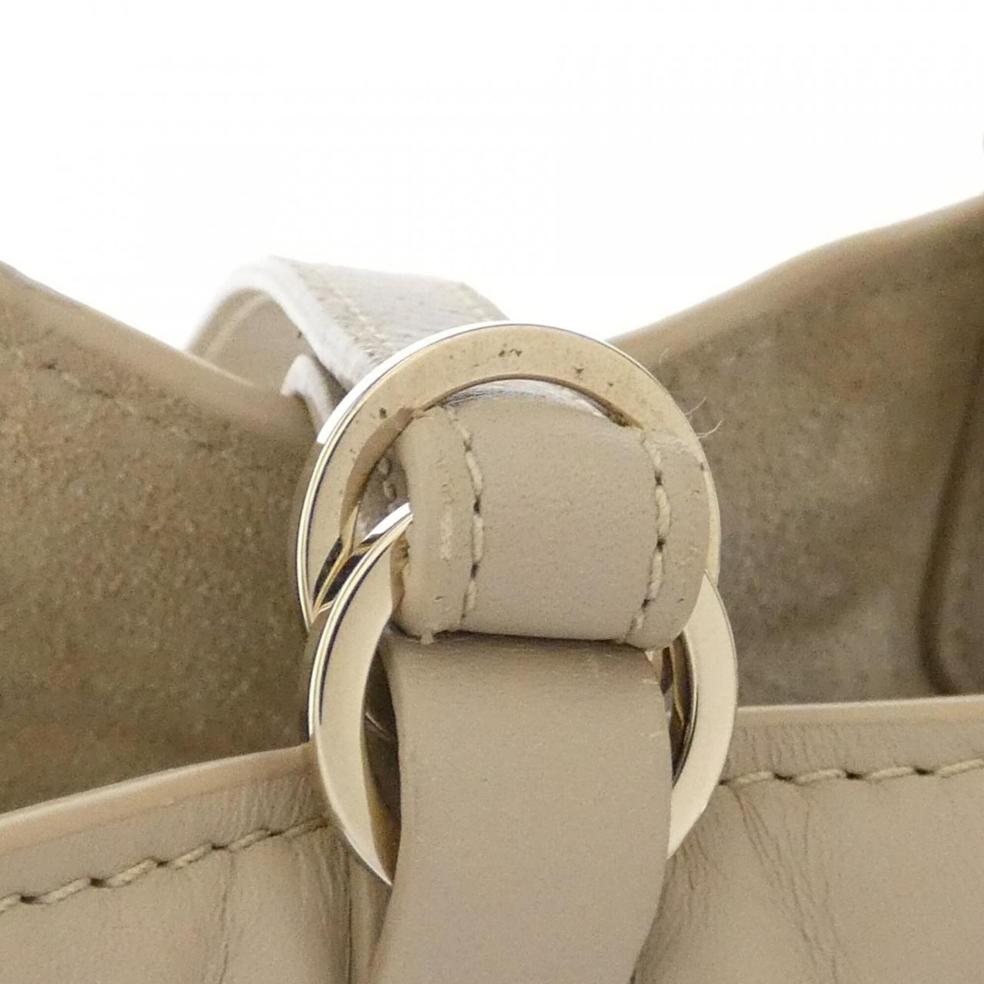 Christian Dior Beige Leather Handbag (Pre-Owned)