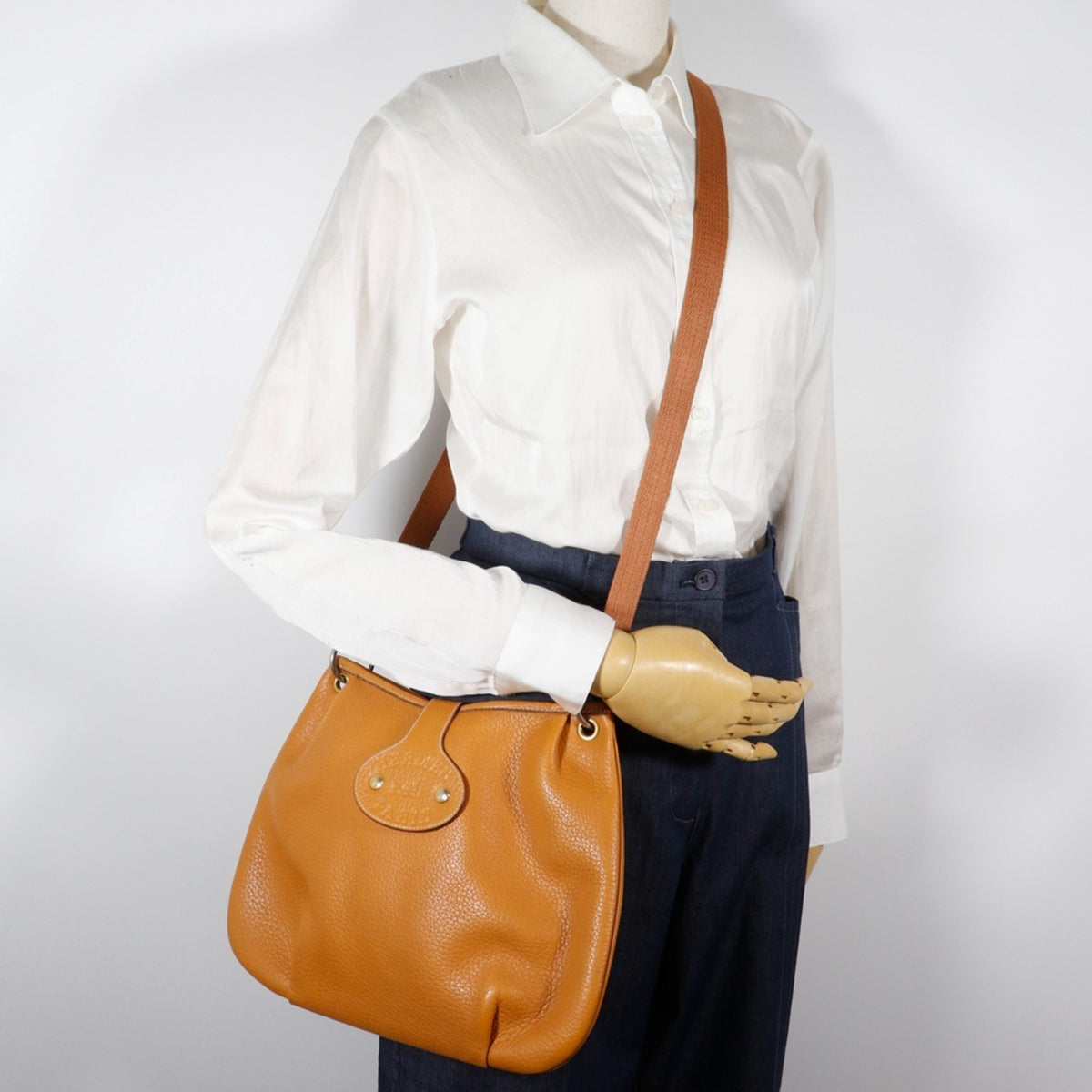 Hermes Natural Ardennes Leather Shoulder Bag (Pre-Owned)
