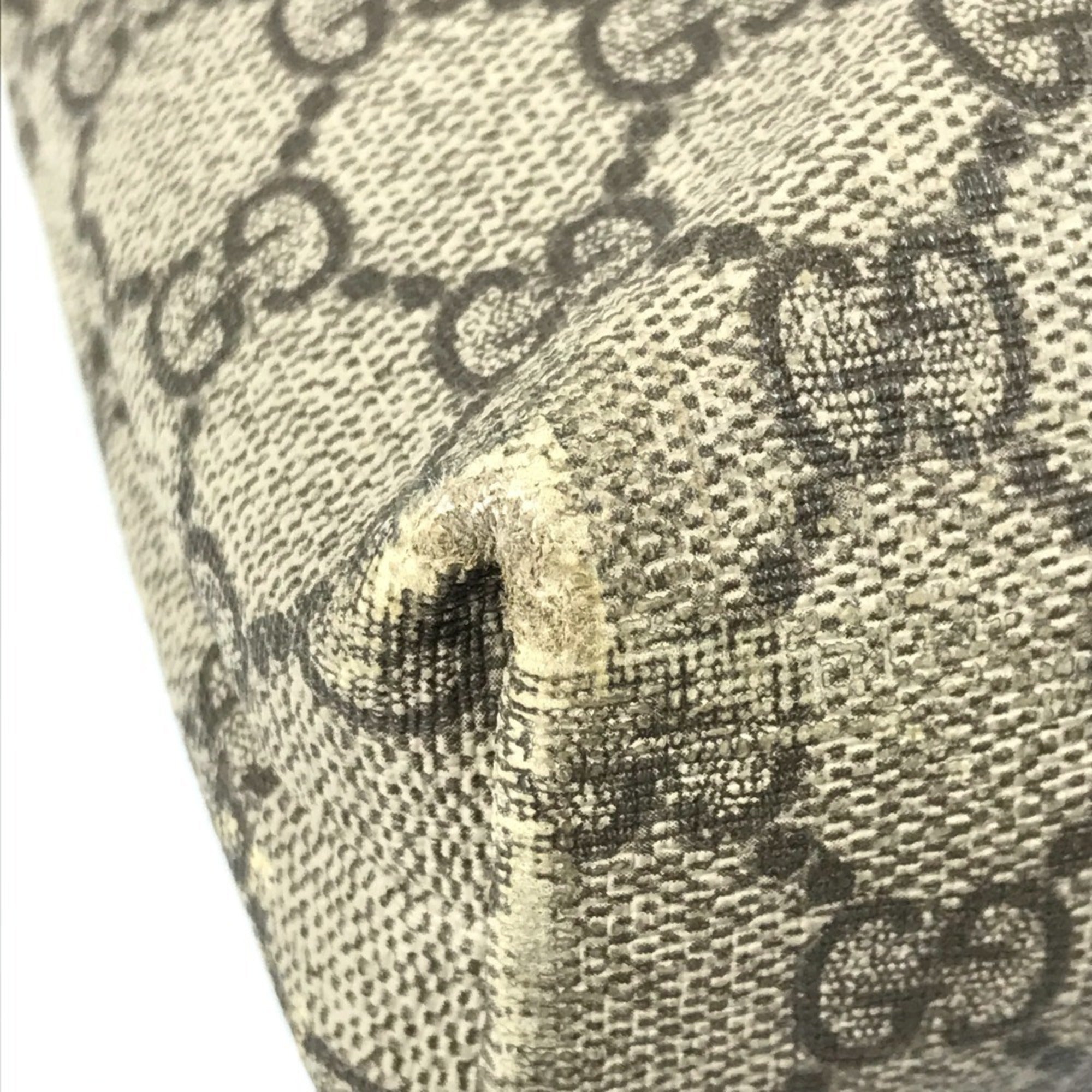 Gucci Beige Gg Supreme Shoulder Bag (Pre-Owned)