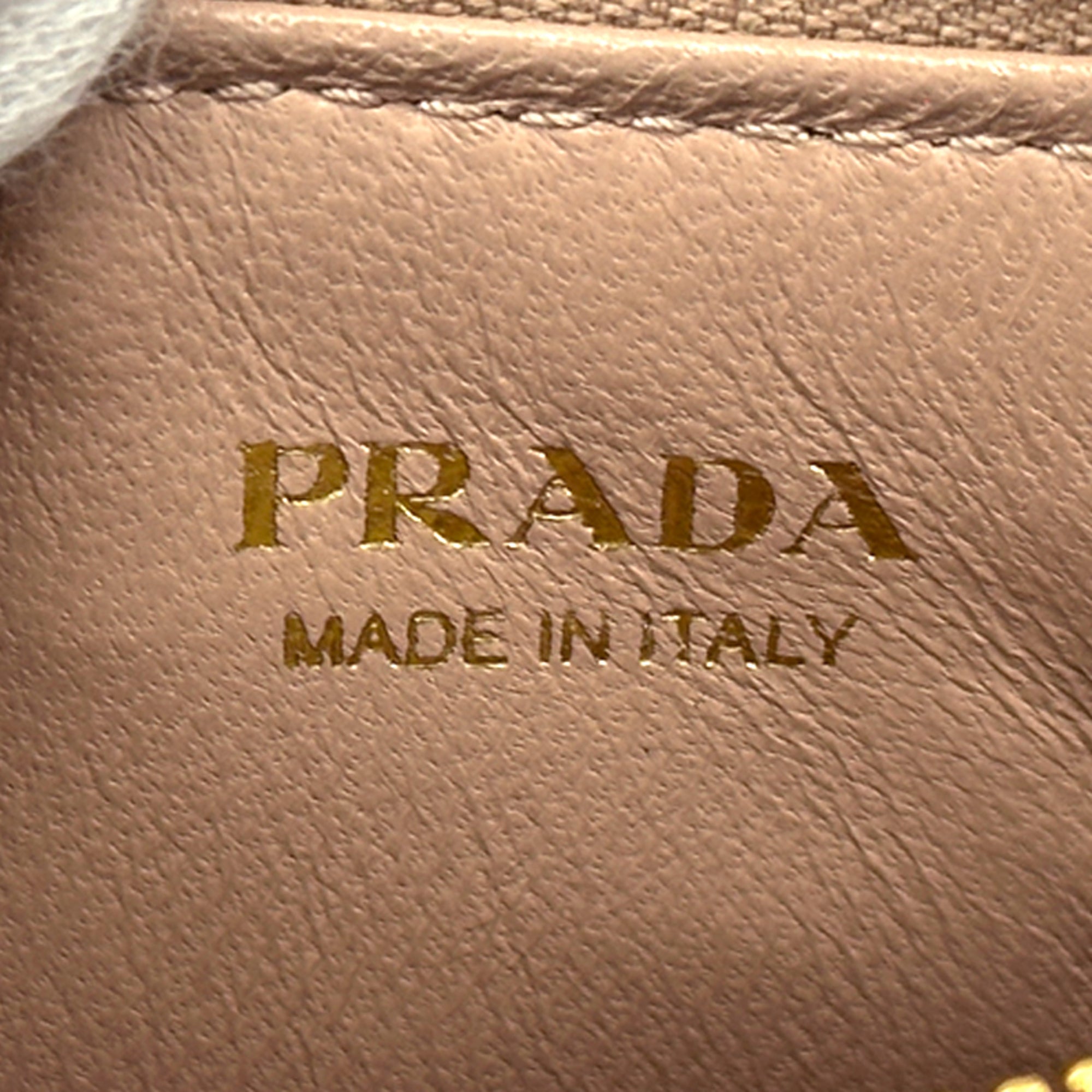 Prada Pink Beige Leather Coin Purse/Coin Case (Pre-Owned)