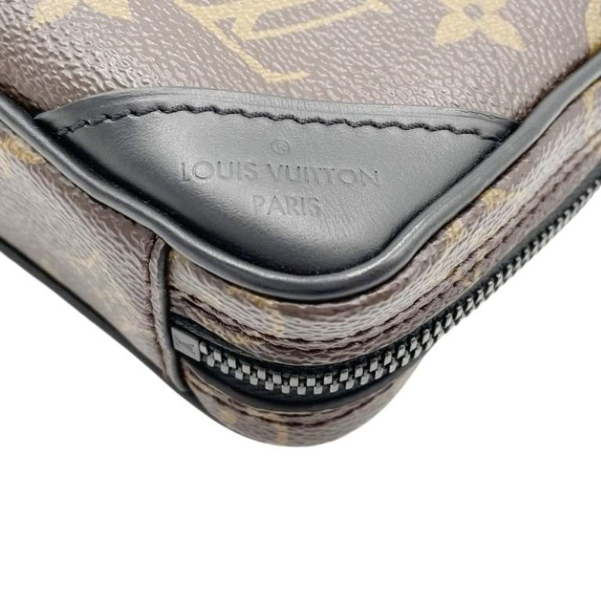 Louis Vuitton Monogram Black Brown Monogram Pochette Shoulder Bag (Pre-Owned)