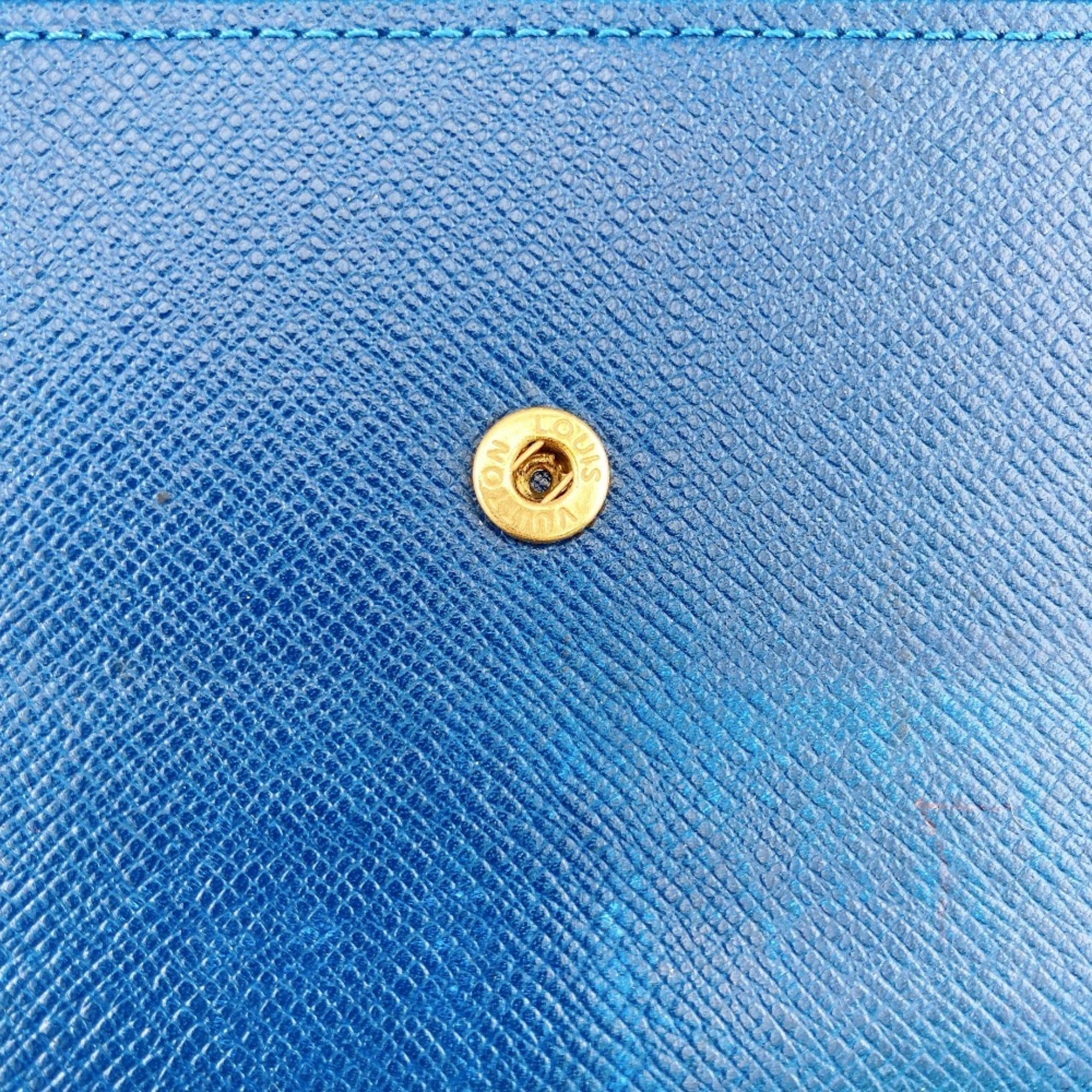 Louis Vuitton Epi Blue Epi Leather Long Wallet (Bi-Fold) (Pre-Owned)
