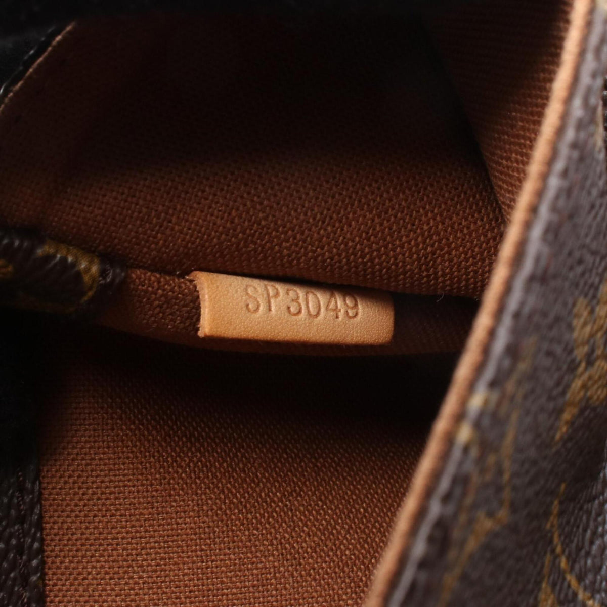 Louis Vuitton Brown Coated Canvas Pvc Monogram Leather Handbag Shoulder Bag (Pre-Owned)
