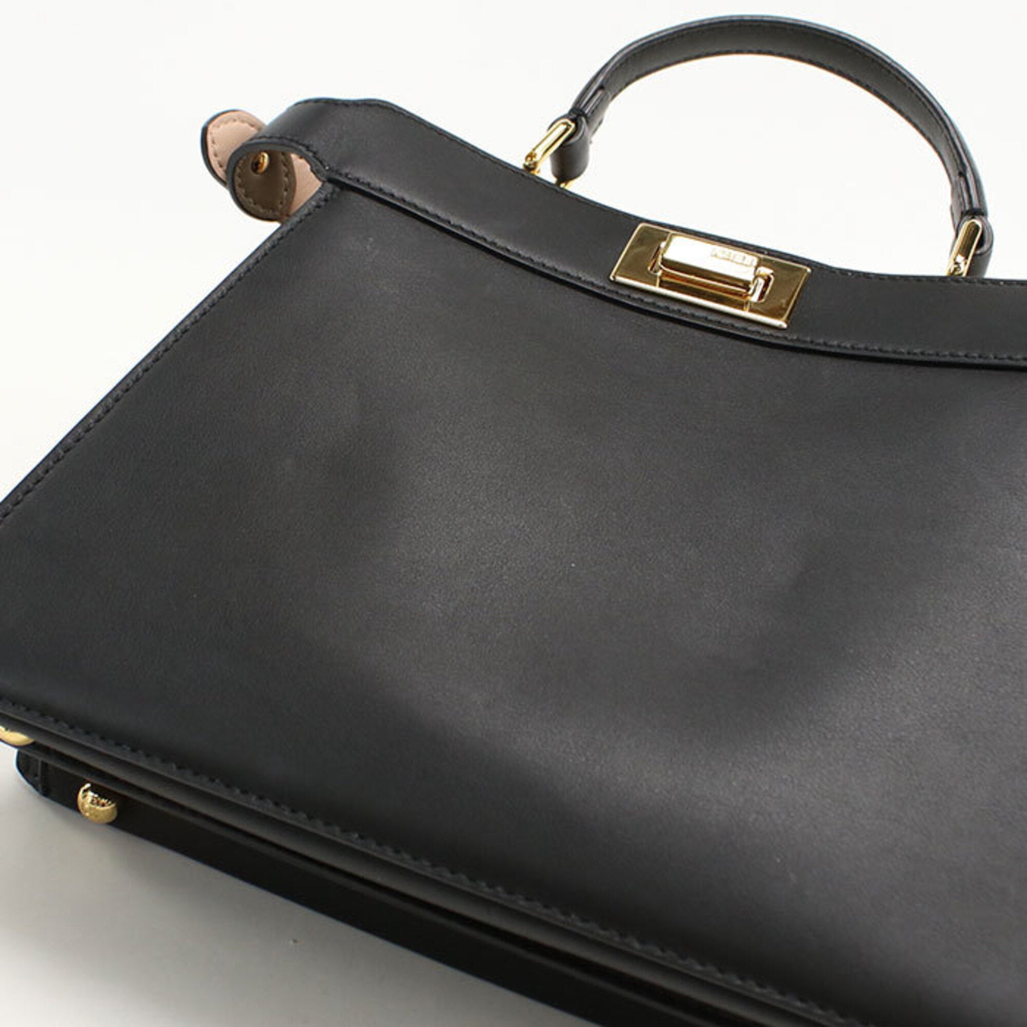 Fendi Black Leather Handbag (Pre-Owned)