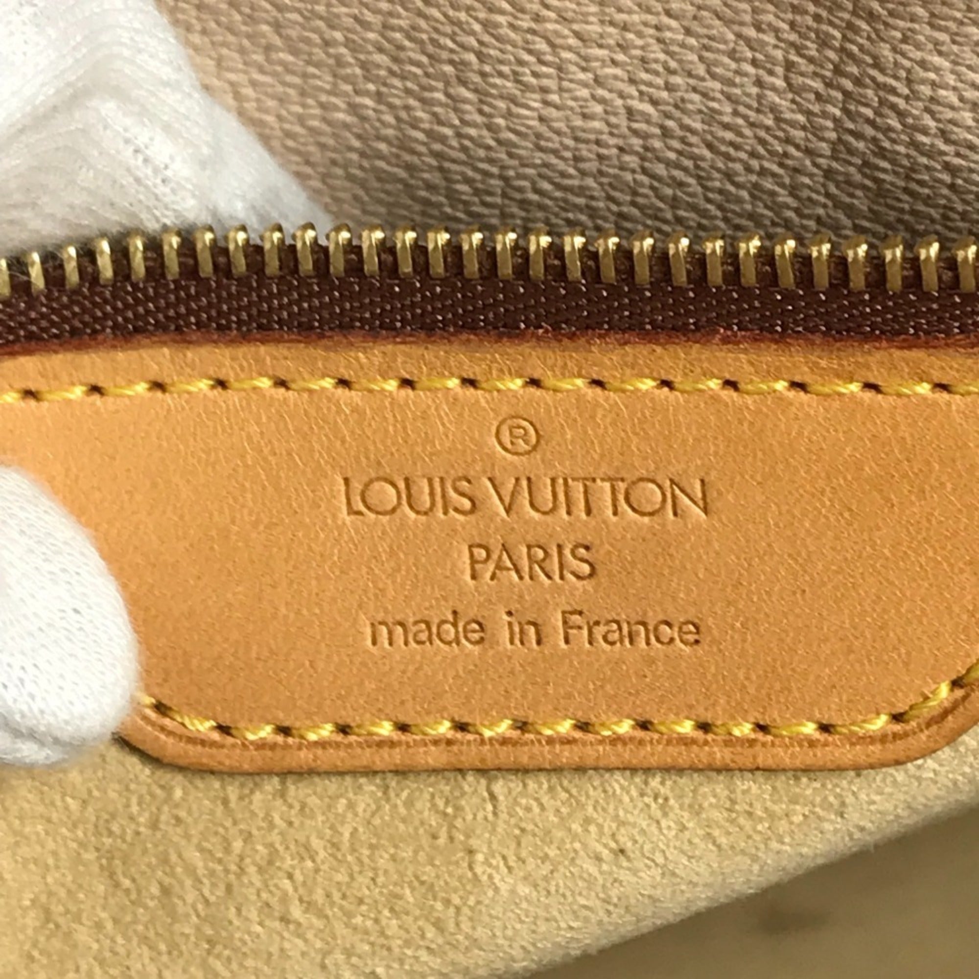 Louis Vuitton Brown Galle Monogram Monogram Handbag (Pre-Owned)