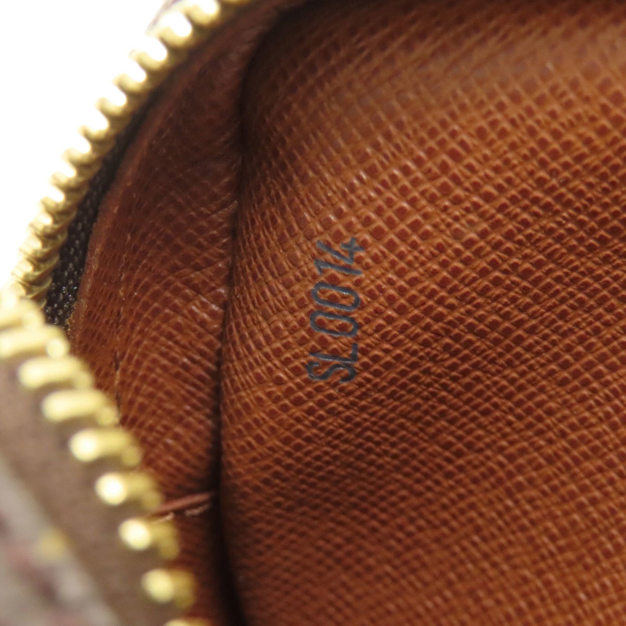 Louis Vuitton Monogram Monogram Monogram Canvas Shoulder Bag (Pre-Owned)