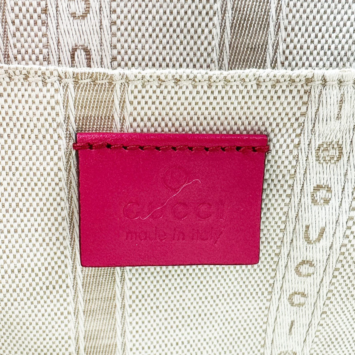 Gucci Pink Leather Shoulder Bag (Pre-Owned)