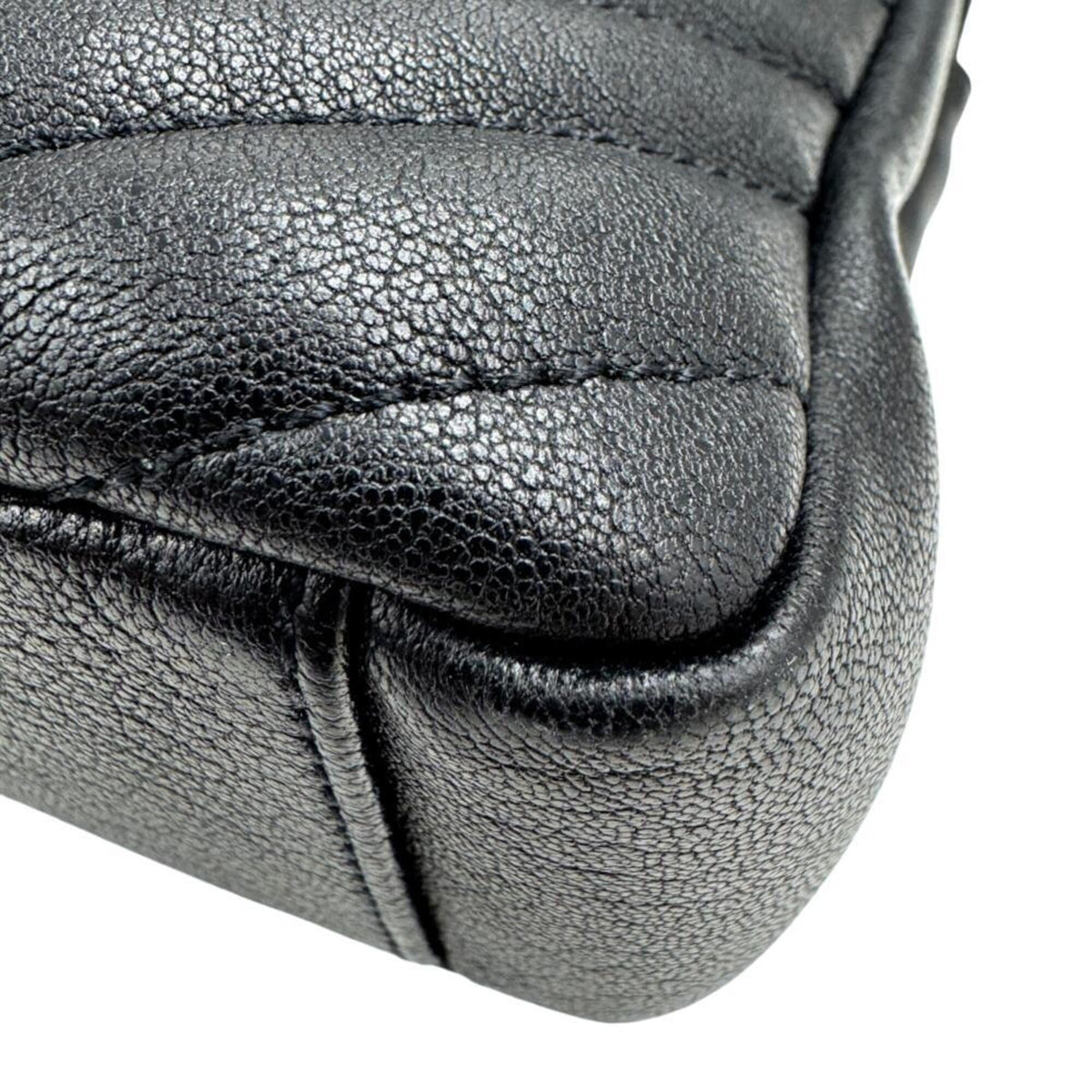 Saint Laurent Black Leather Shoulder Bag (Pre-Owned)