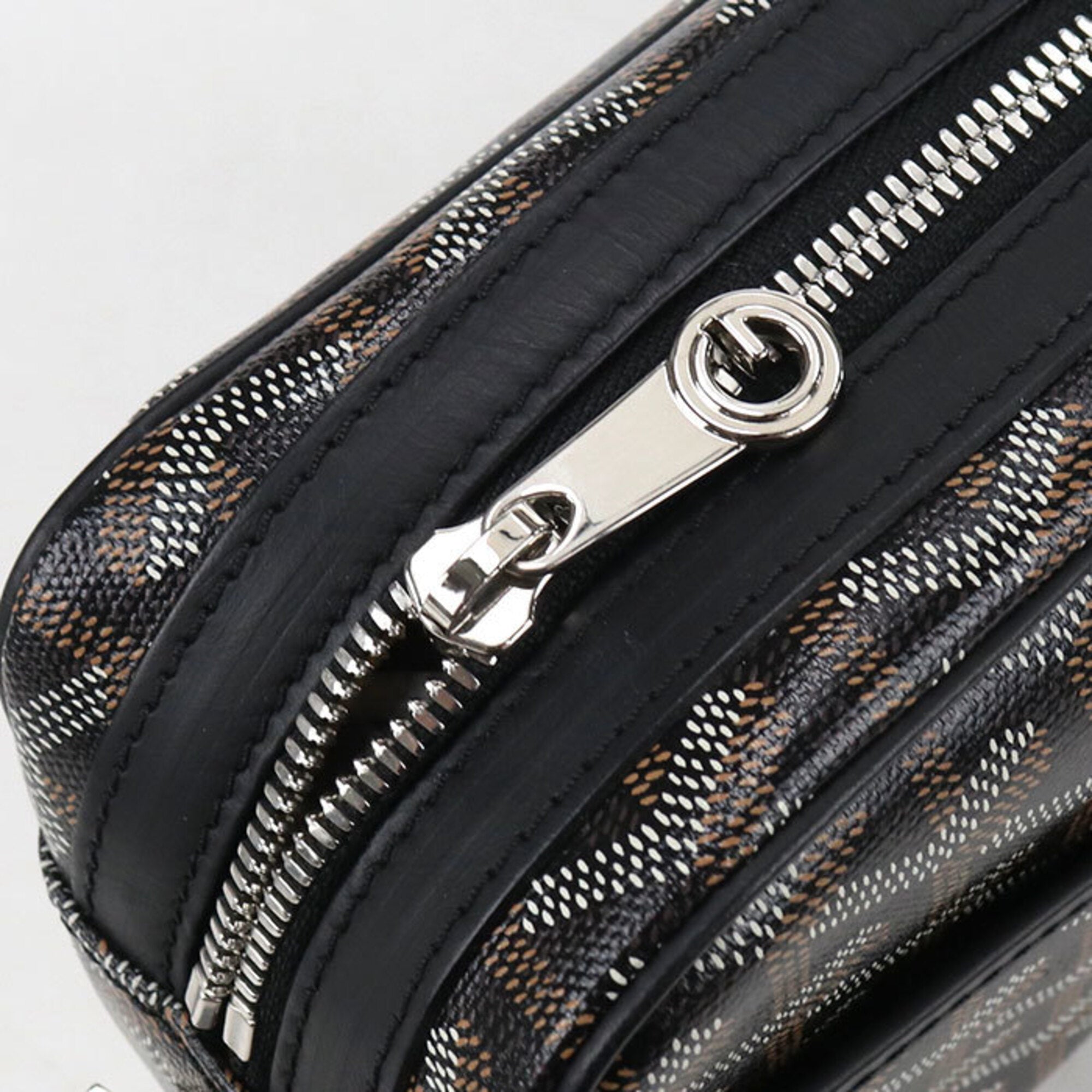 Goyard Black Canvas Shoulder Bag (Pre-Owned)