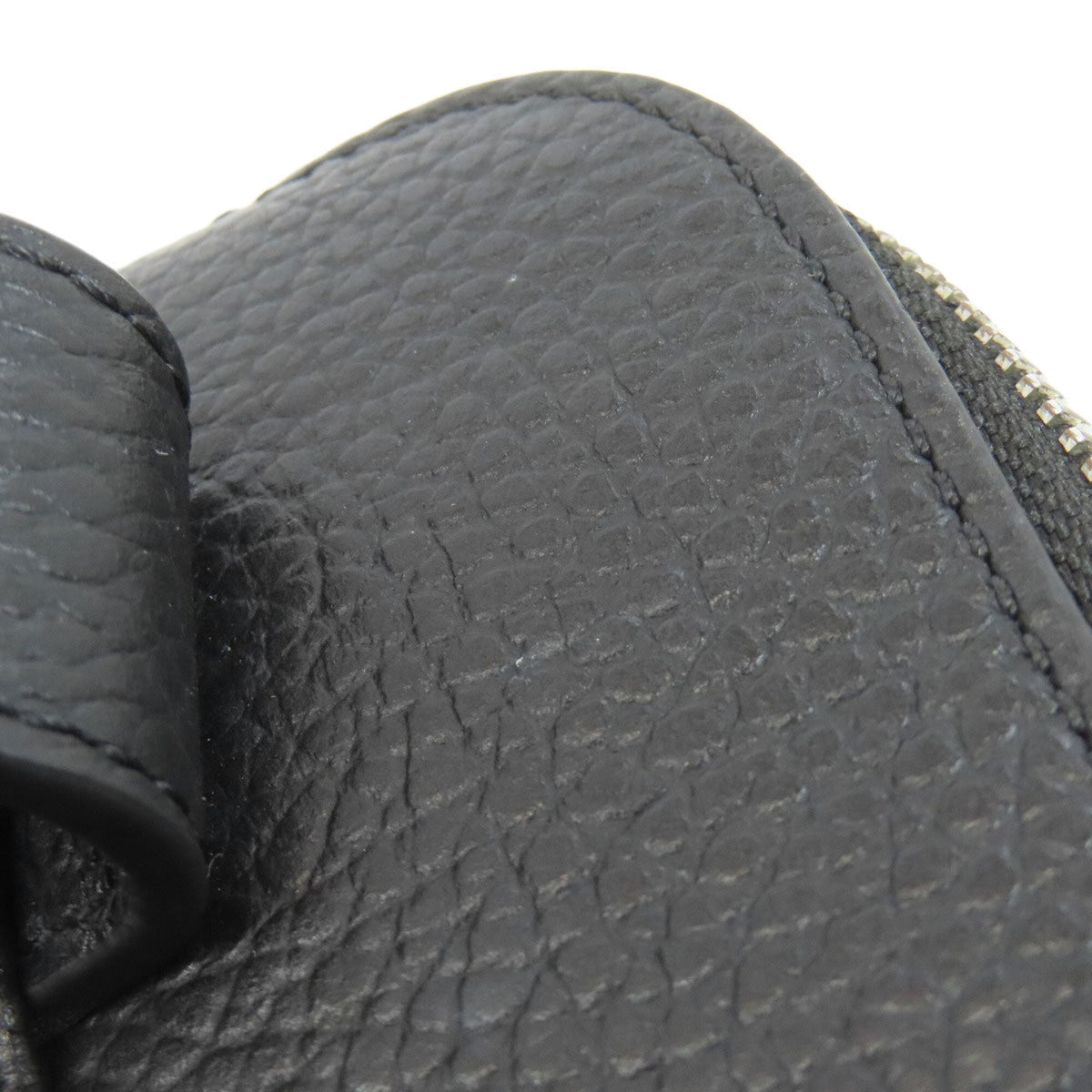 Emporio Armani Black Leather Shoulder Bag (Pre-Owned)