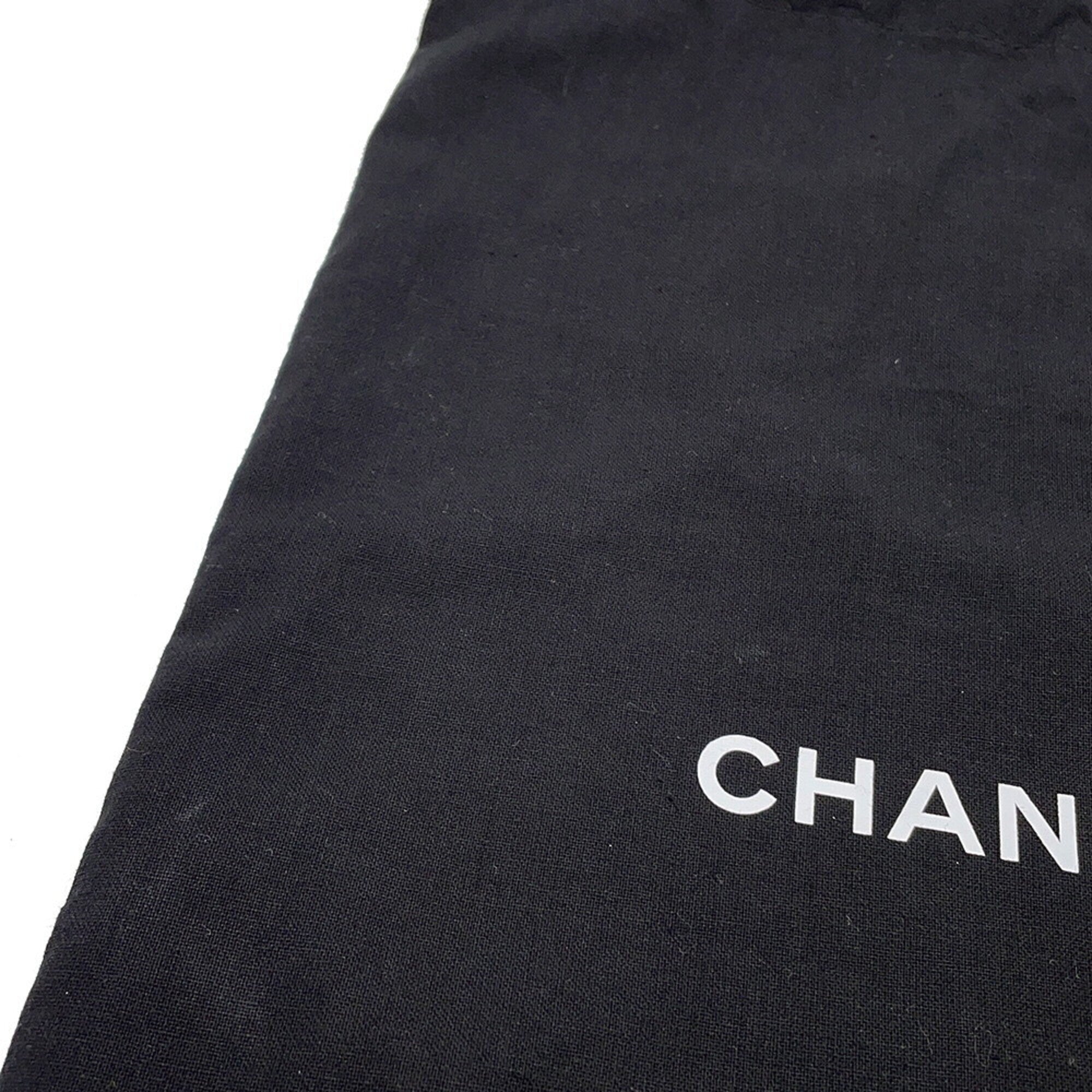 Chanel Black Leather Handbag Shoulder Bag (Pre-Owned)