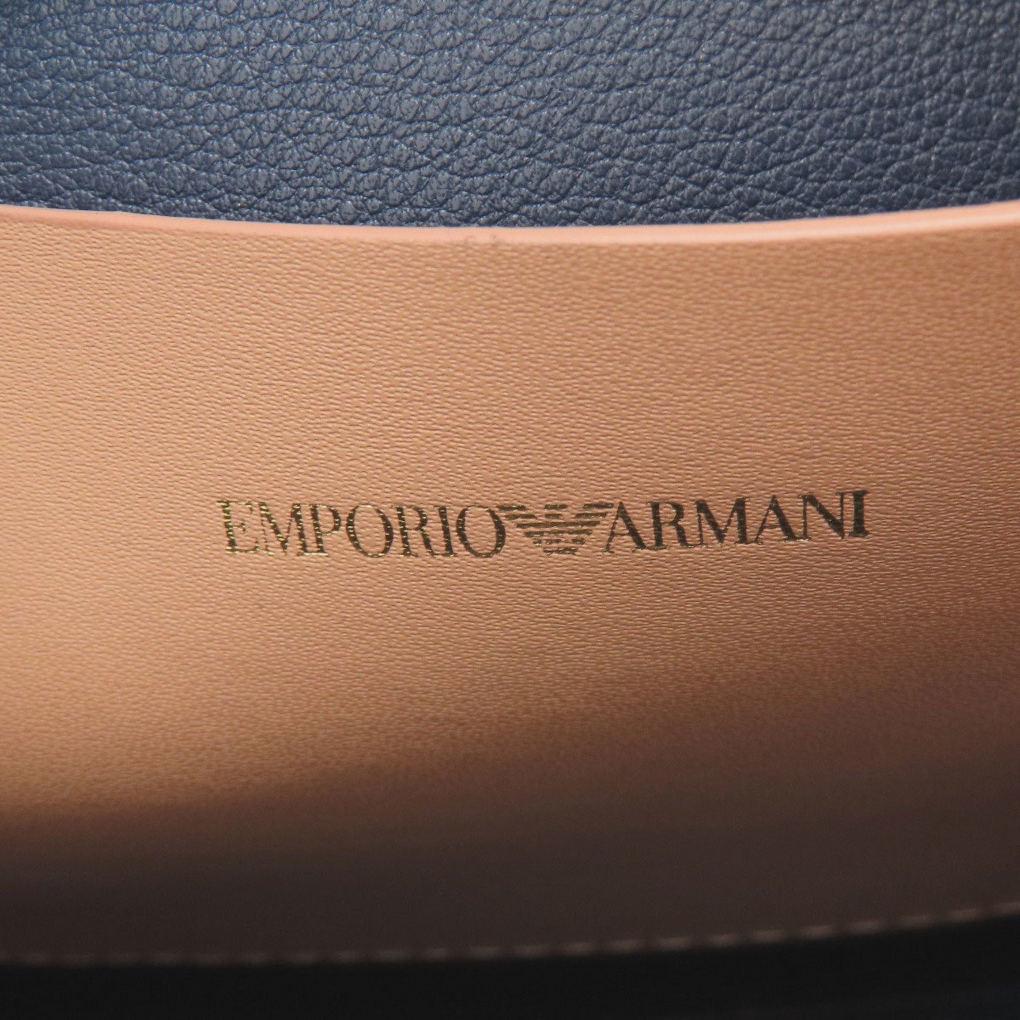 Emporio Armani Beige Leather Shoulder Bag (Pre-Owned)