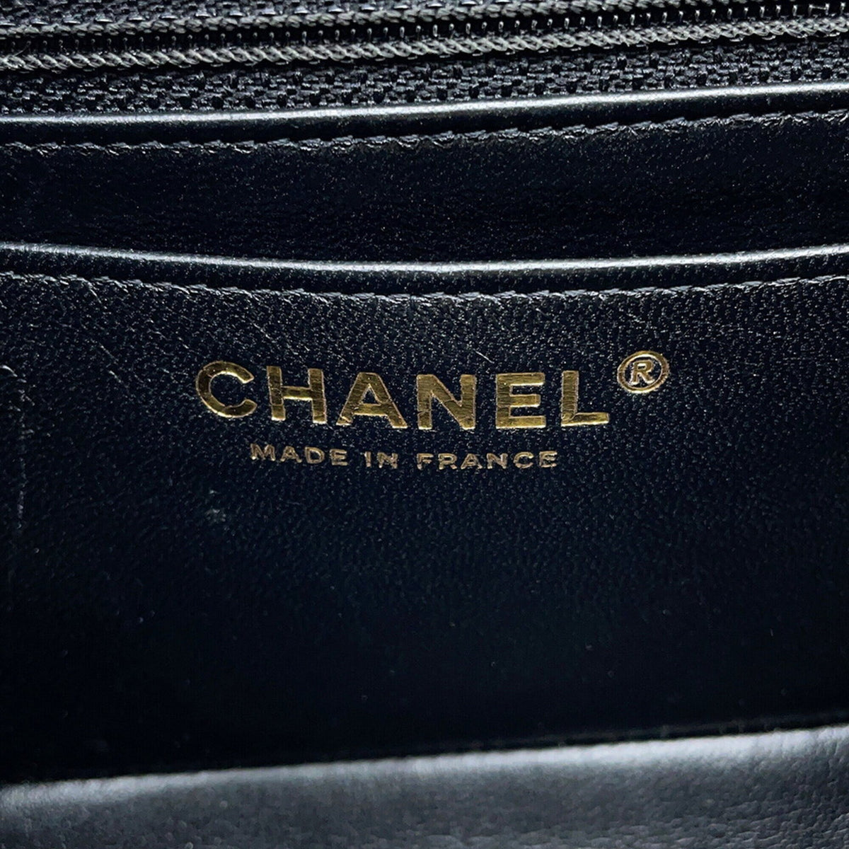 Chanel Matelasse Black Leather Handbag Shoulder Bag (Pre-Owned)