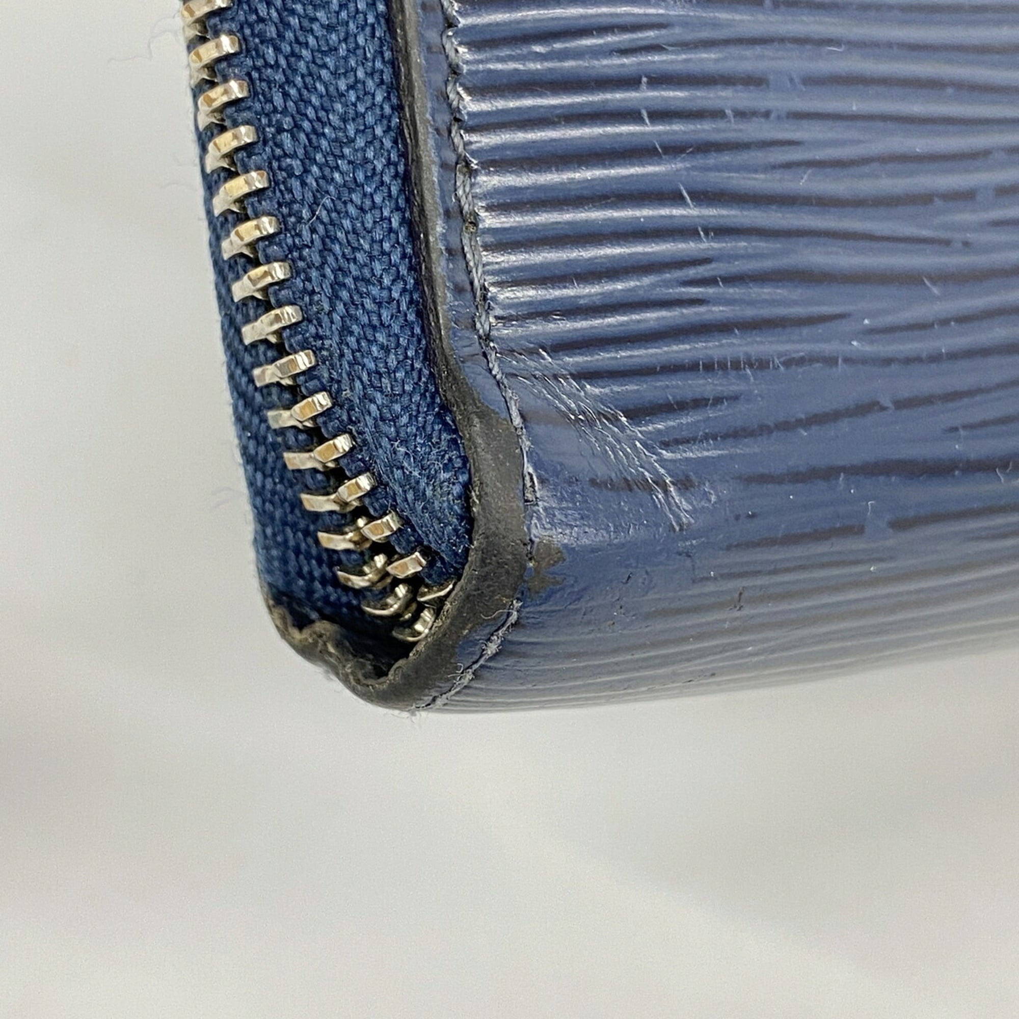 Louis Vuitton Navy Long Wallet (Bi-Fold) (Pre-Owned)