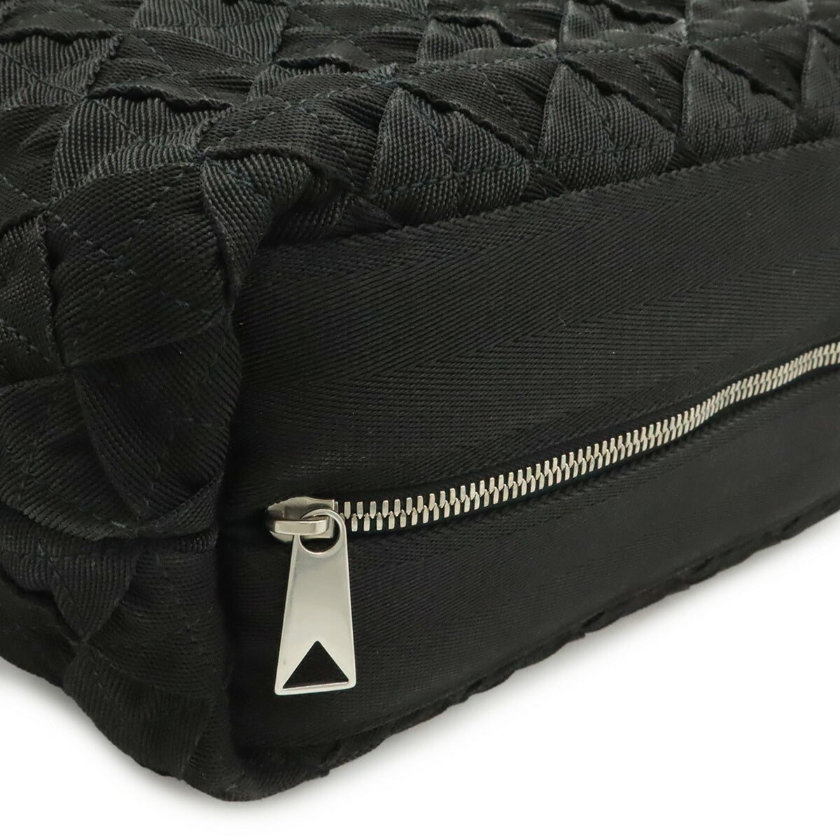 Bottega Veneta Intrecciato Black Canvas Shoulder Bag (Pre-Owned)