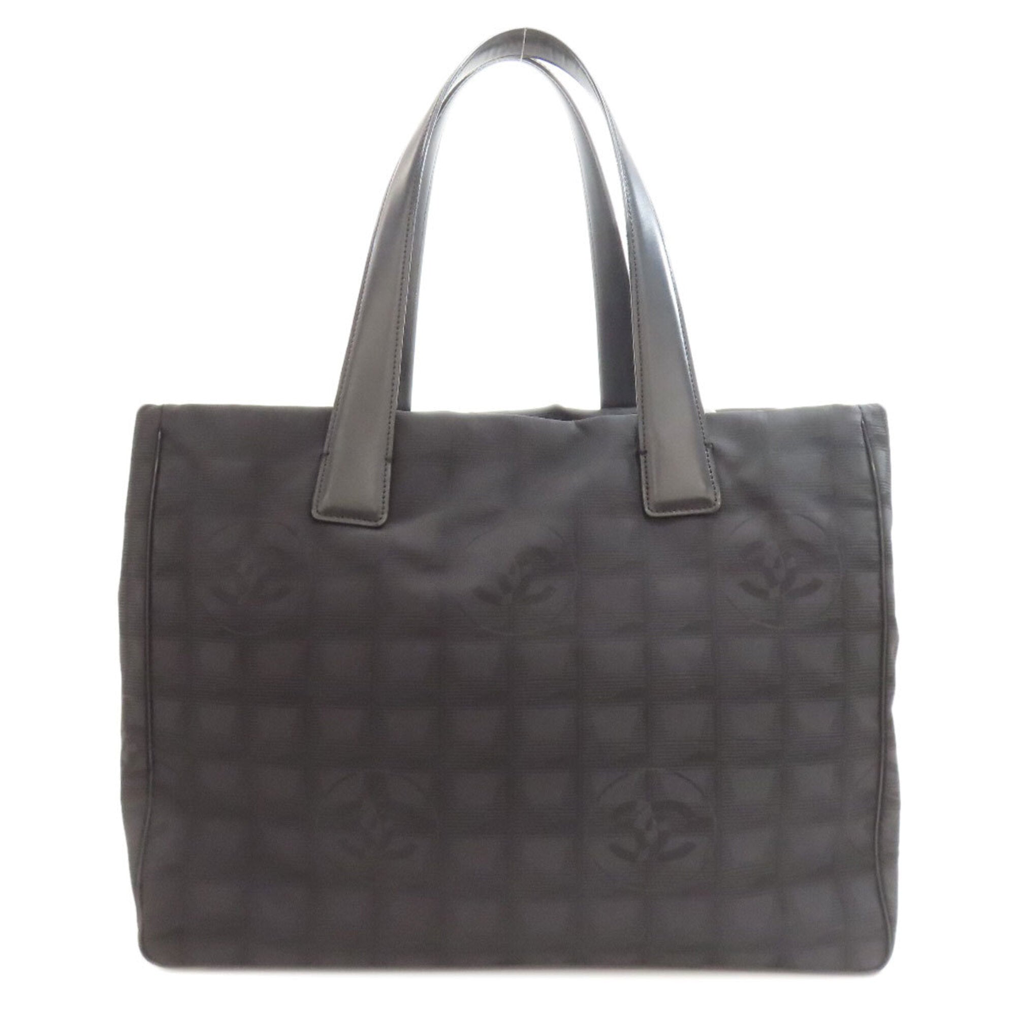 Chanel New Travel Line Black Nylon Jacquard Tote Bag (Pre-Owned)