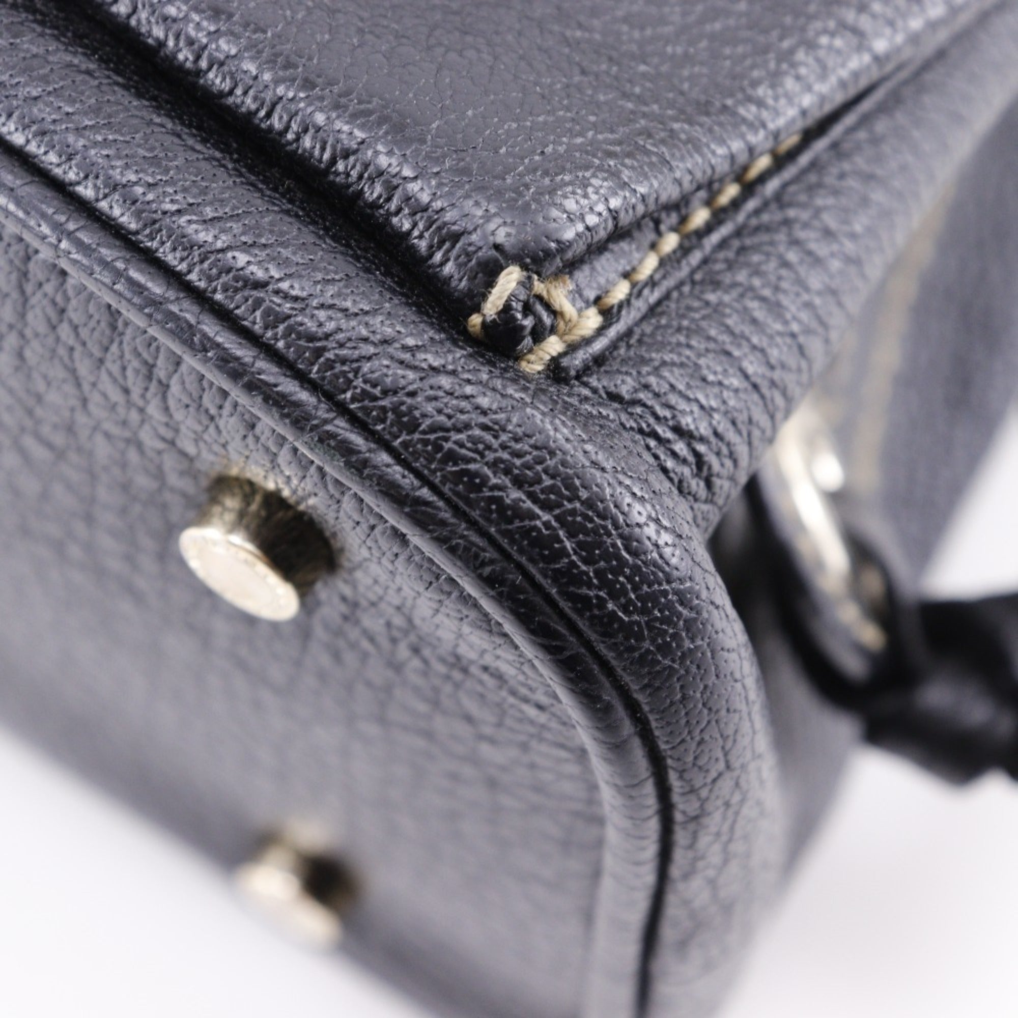 Bvlgari Black Leather Handbag (Pre-Owned)