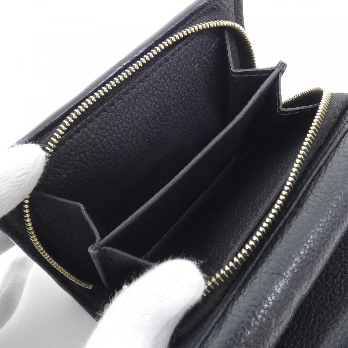 Louis Vuitton Black Leather Wallet (Tri-Fold) (Pre-Owned)