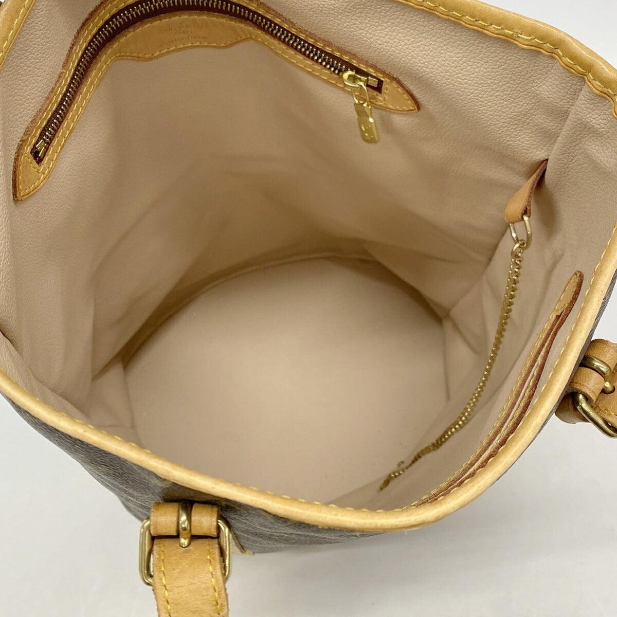 Louis Vuitton Brown Tote Bag (Pre-Owned)