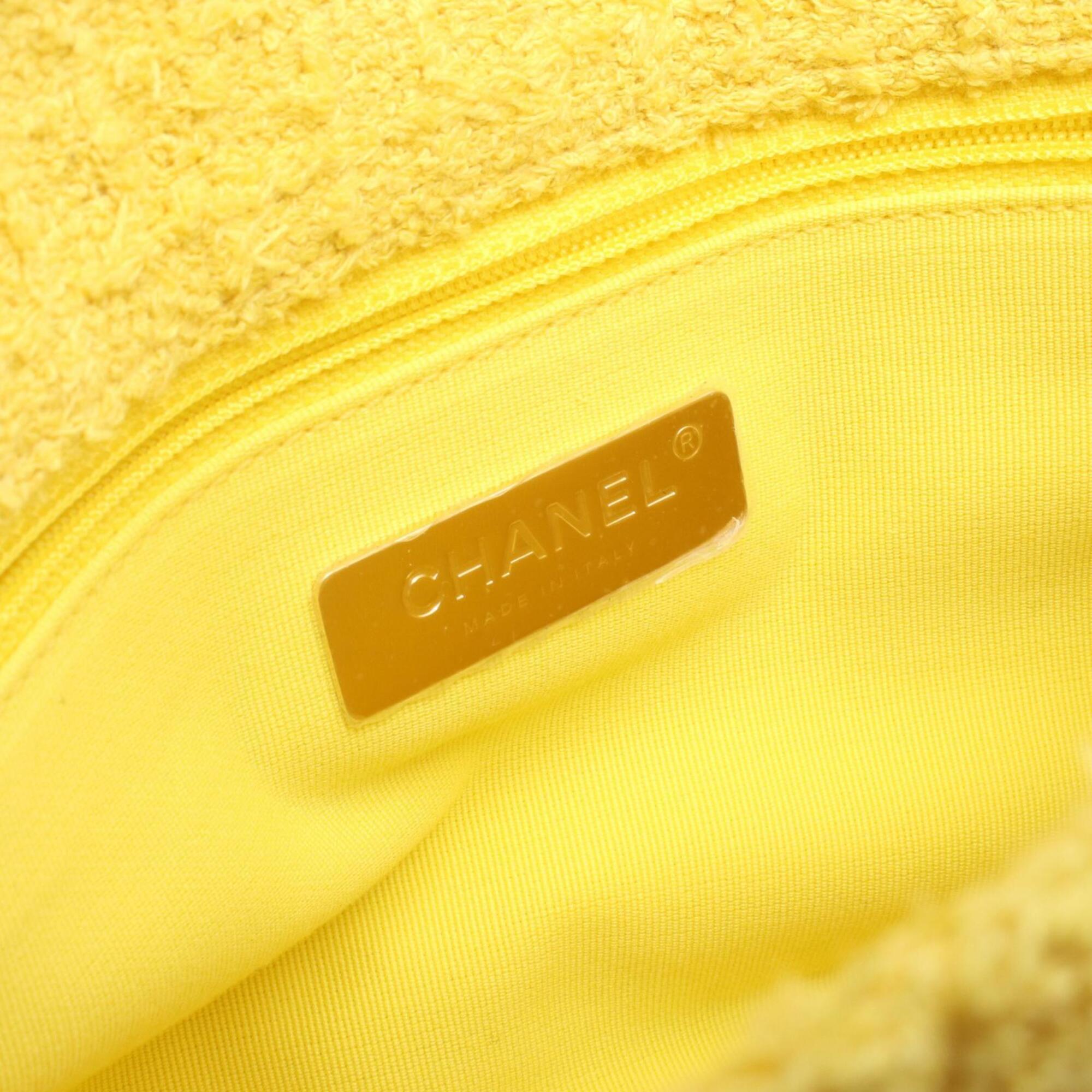 Chanel Yellow Fabric Handbag Shoulder Bag (Pre-Owned)