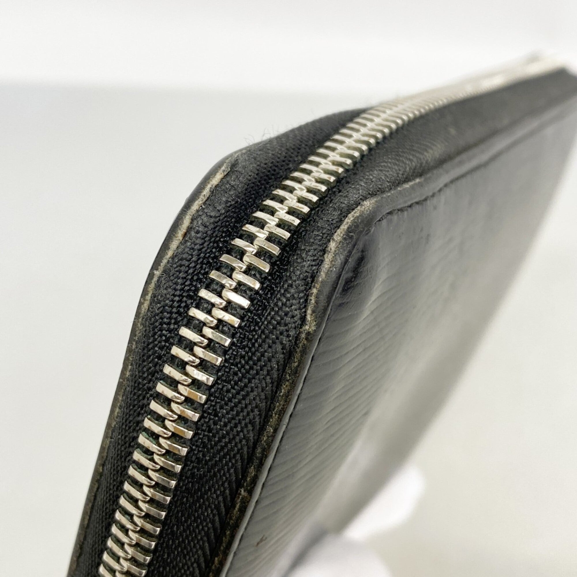 Louis Vuitton Noir Long Wallet (Bi-Fold) (Pre-Owned)