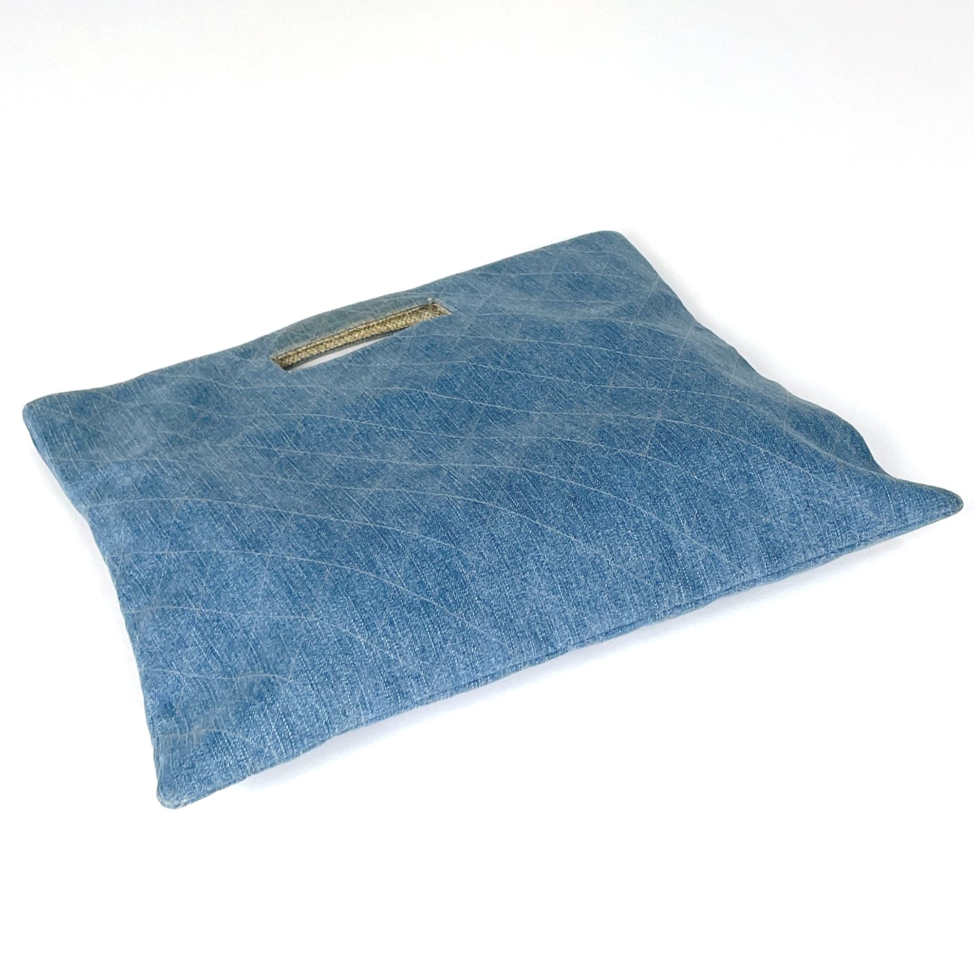 Chanel Blue Denim Handbag (Pre-Owned)