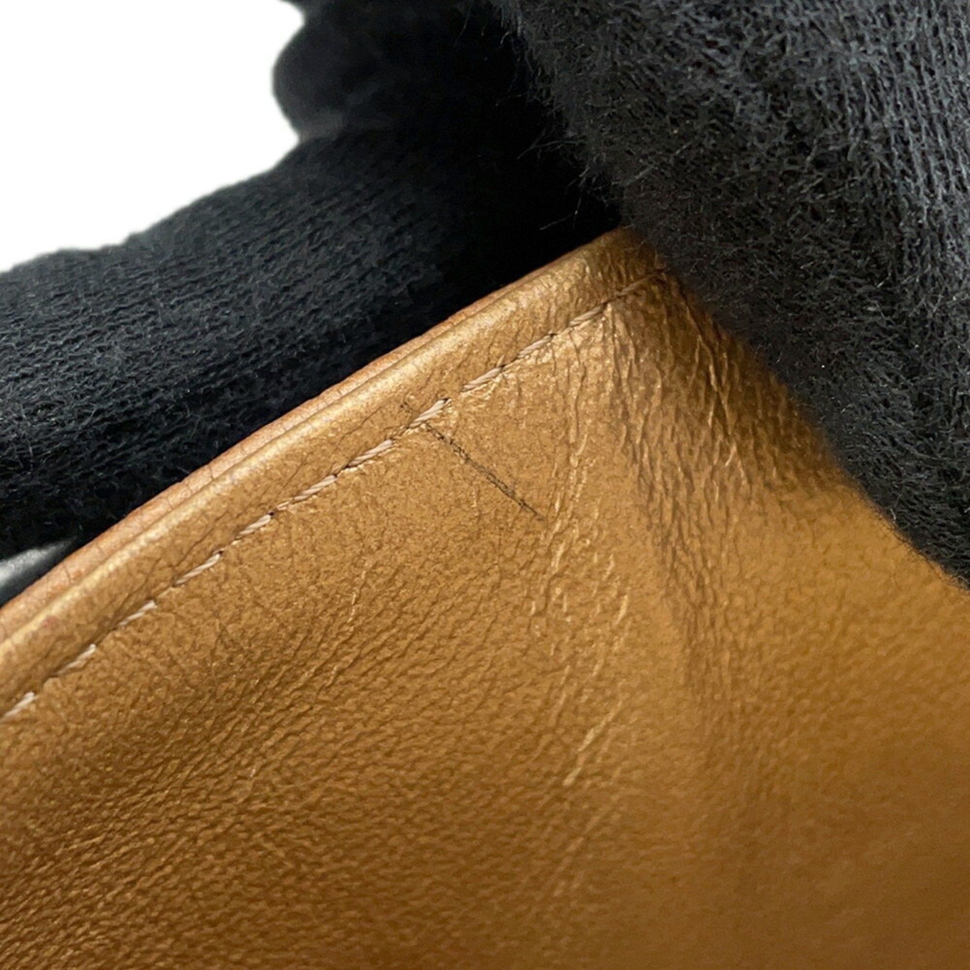 Chanel Matelasse Gold Grained Calfskin Shoulder Bag (Pre-Owned)