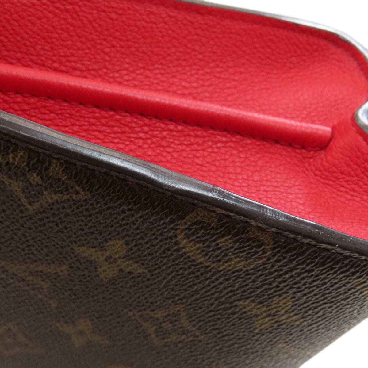Louis Vuitton Monogram Monogram Canvas Shoulder Bag (Pre-Owned)