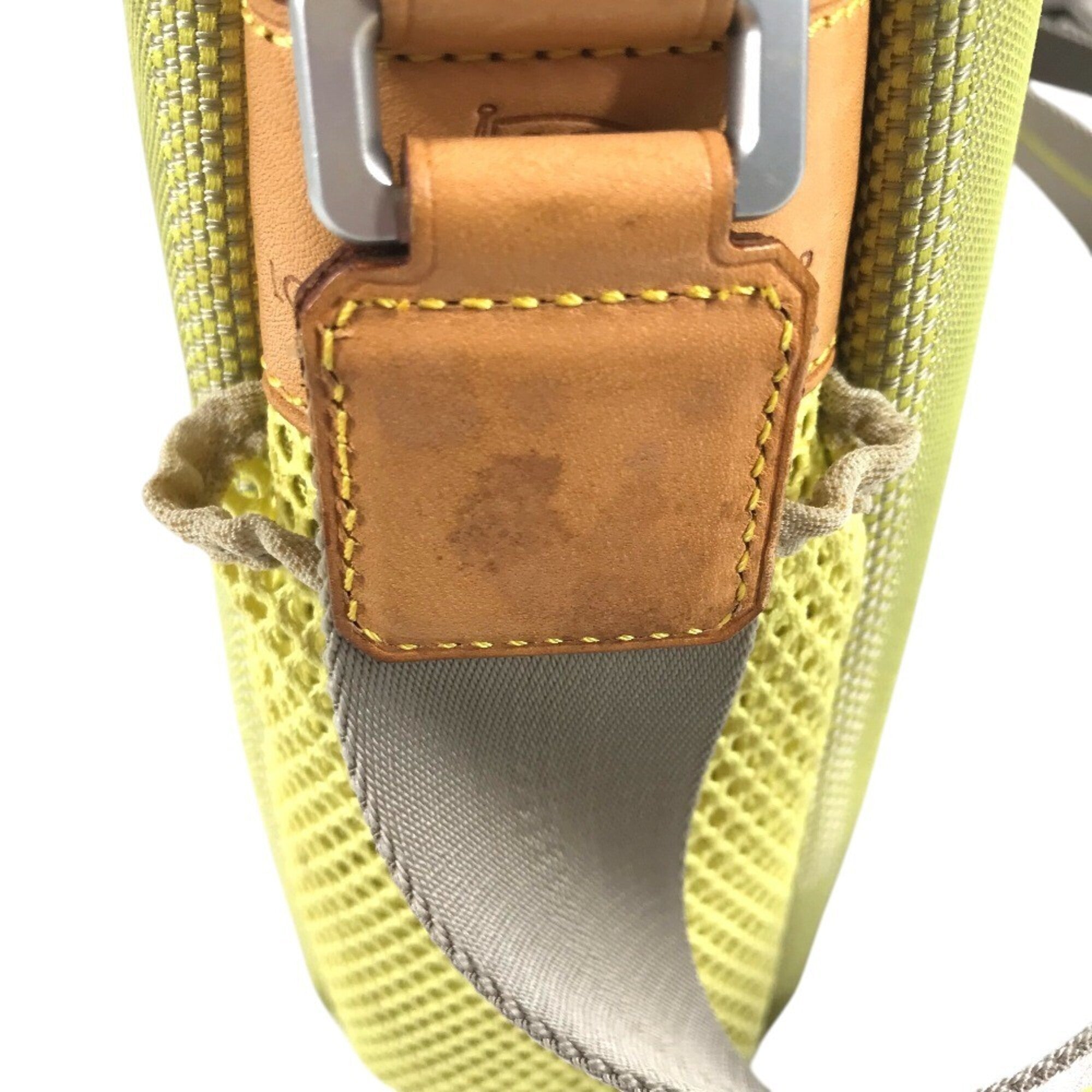 Louis Vuitton Yellow Damier Geant Pochette Shoulder Bag (Pre-Owned)