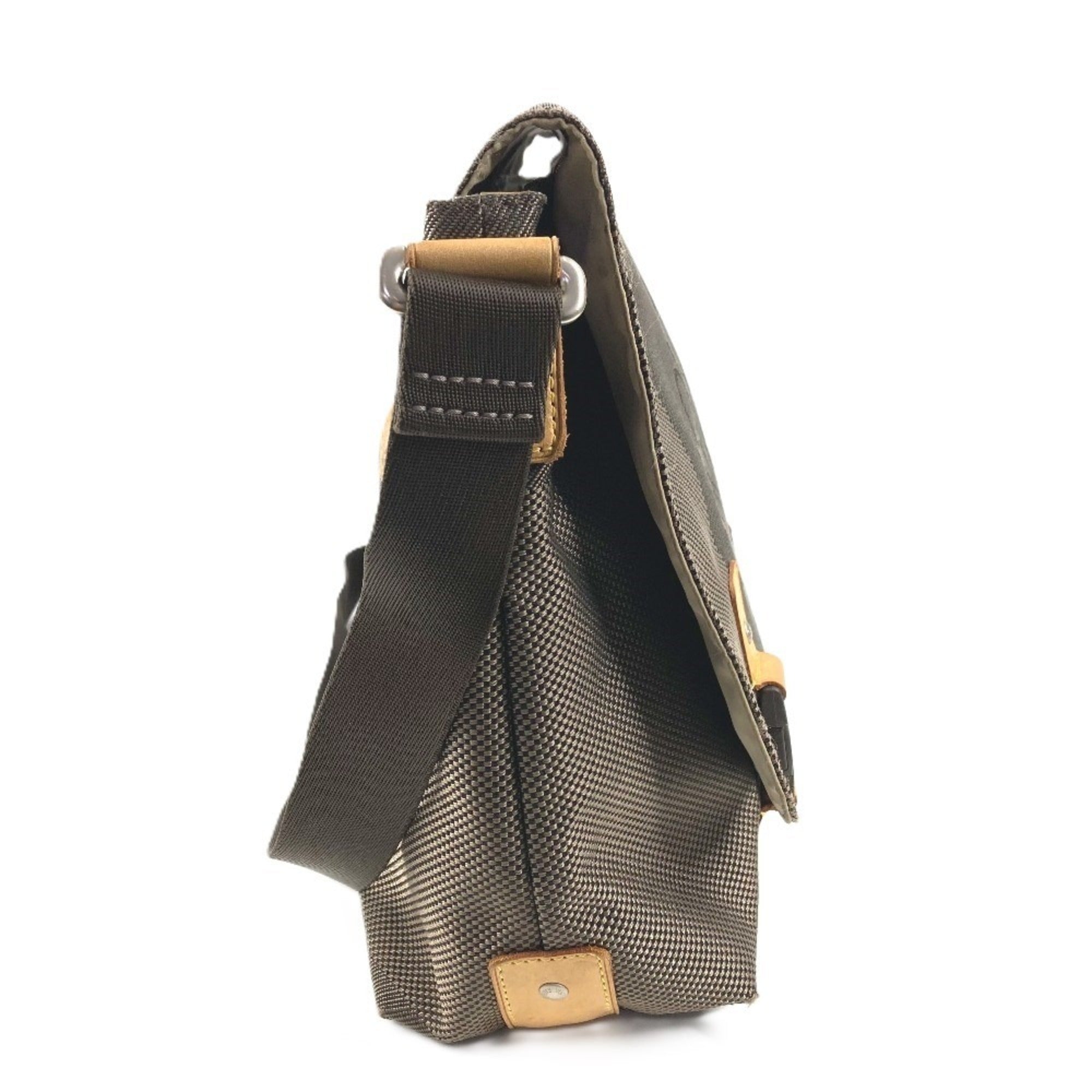 Louis Vuitton Khaki Damier Geant Messenger Bag Shoulder Bag (Pre-Owned)