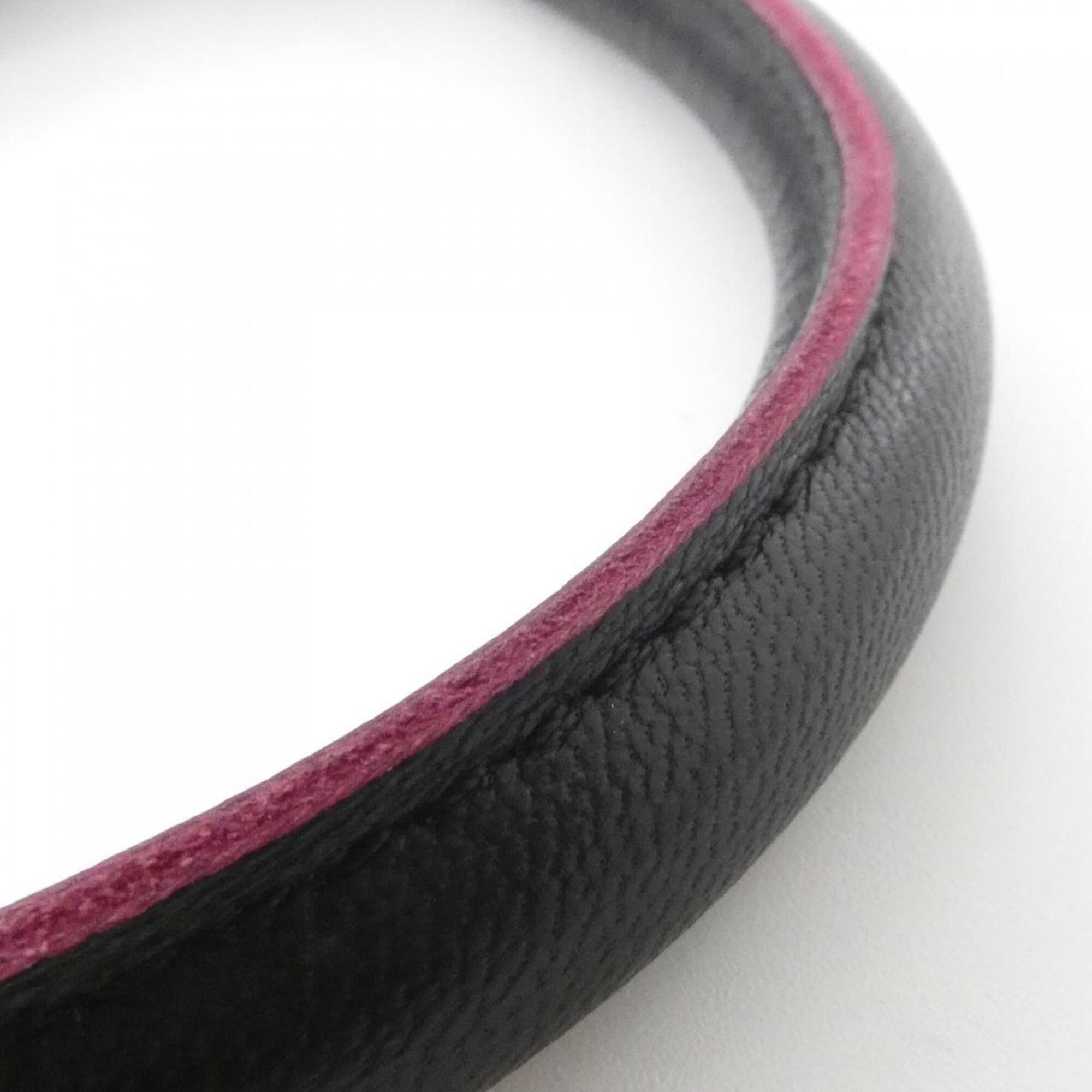 Loewe Black Pink Leather Handbag (Pre-Owned)