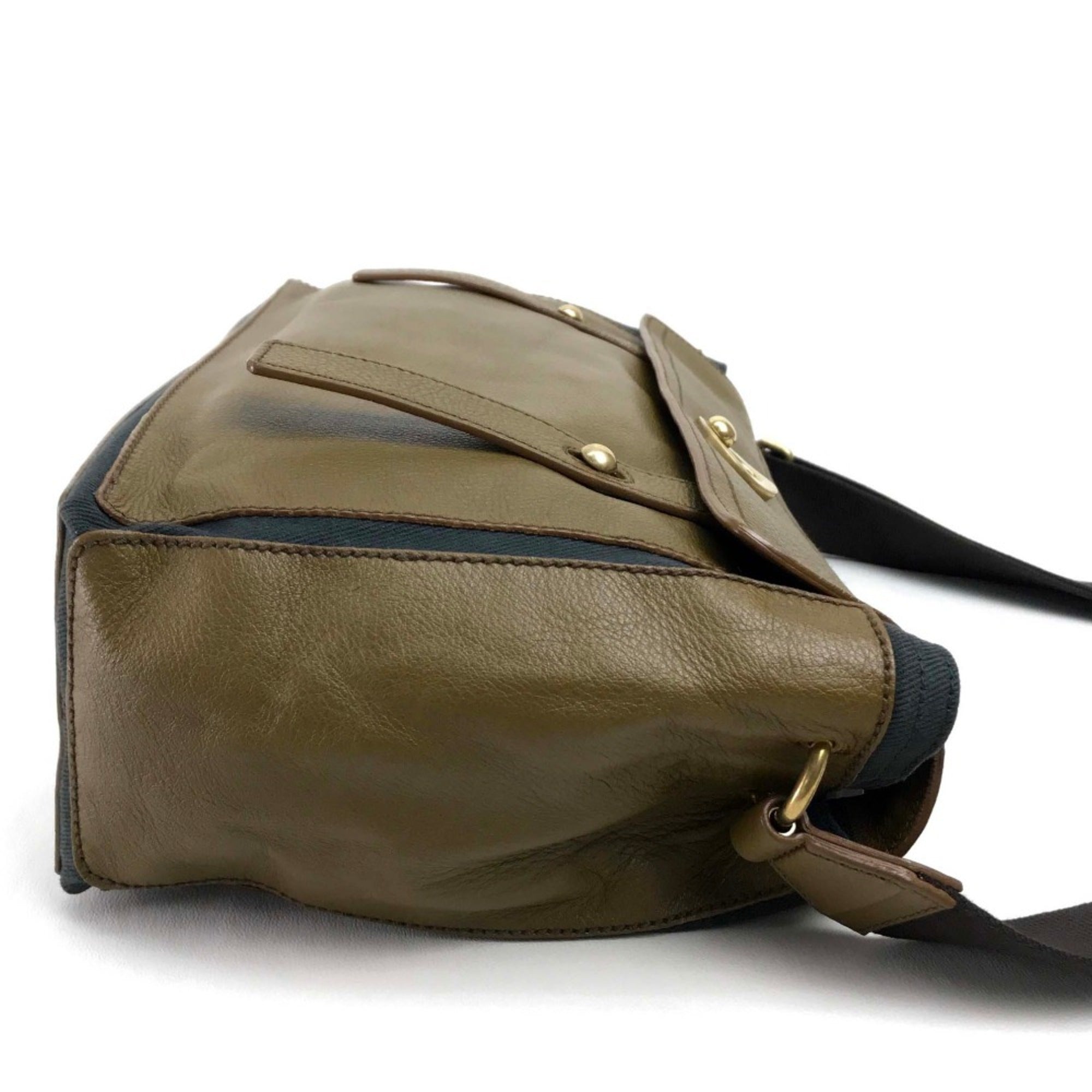 Yves Saint Laurent Brown Other Shoulder Bag (Pre-Owned)