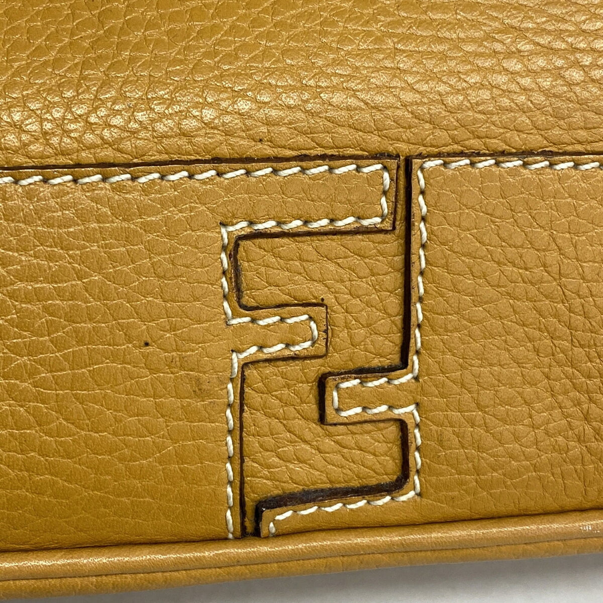 Fendi Light Brown Leather Tote Bag (Pre-Owned)