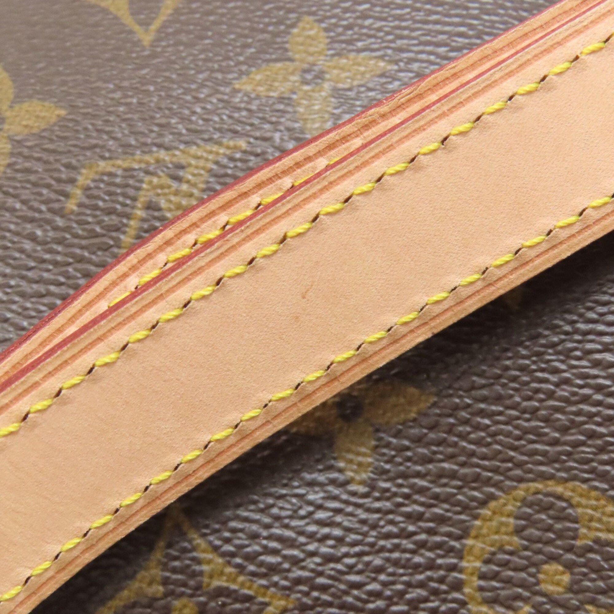 Louis Vuitton Monogram Monogram Shoulder Bag (Pre-Owned)