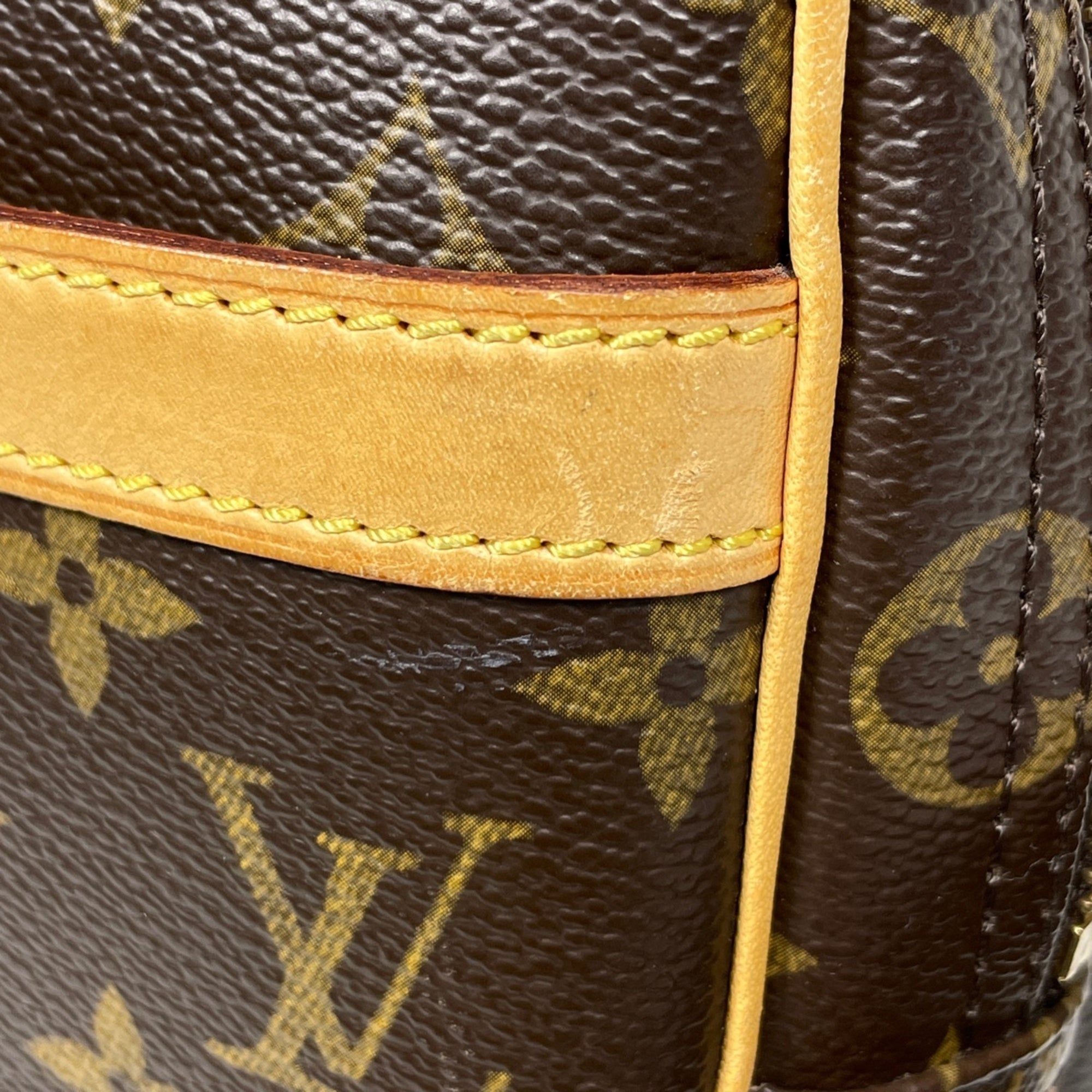 Louis Vuitton Brown Monogram Monogram Shoulder Bag (Pre-Owned)