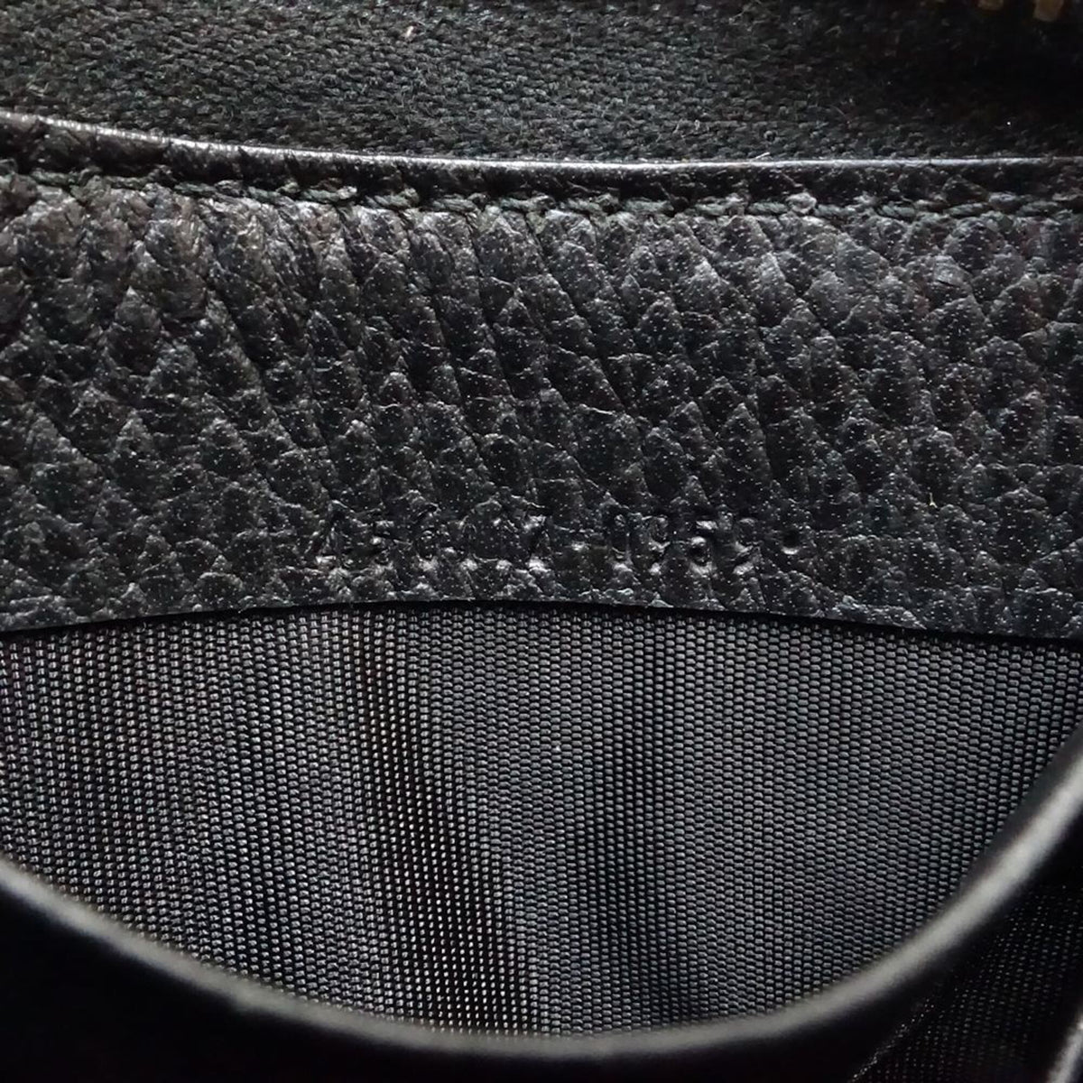 Gucci Black Leather Long Wallet (Bi-Fold) (Pre-Owned)