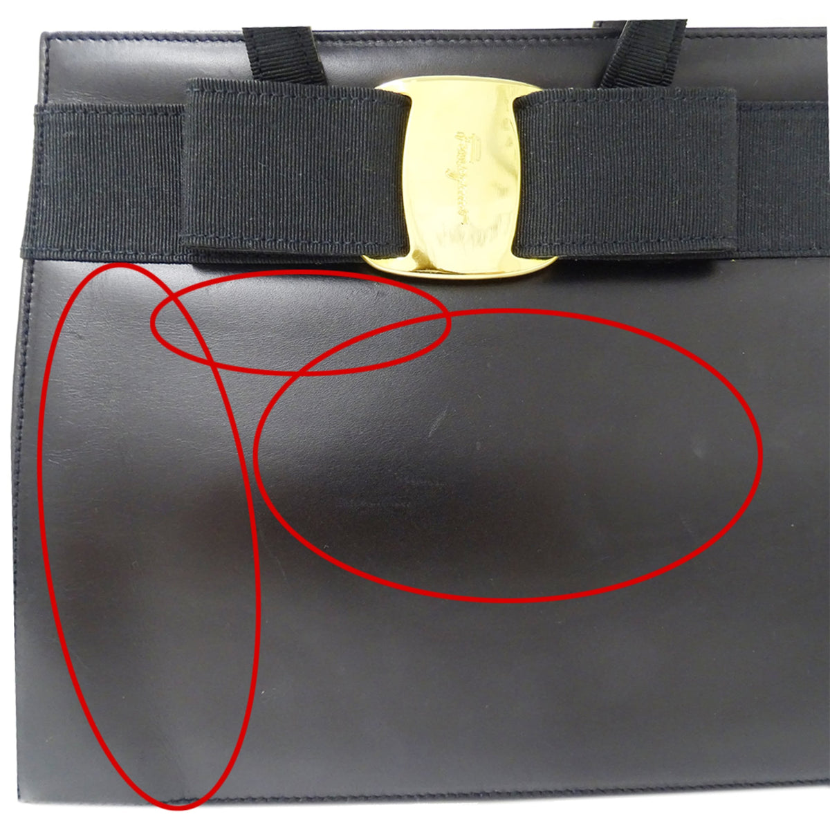 Salvatore Ferragamo Black Leather Handbag Shoulder Bag (Pre-Owned)