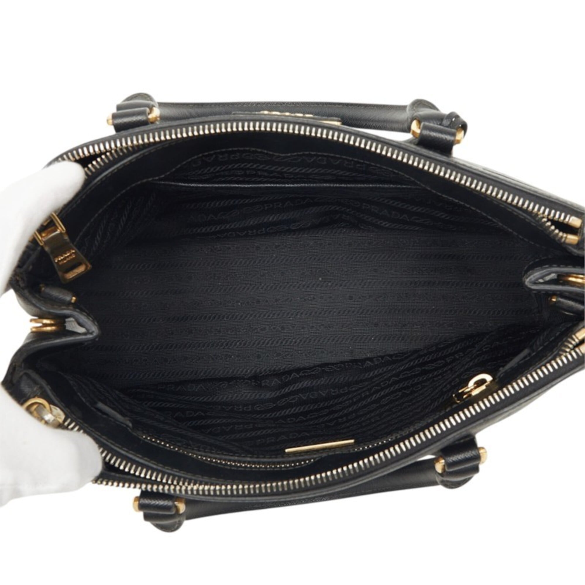 Prada Black Leather Handbag (Pre-Owned)