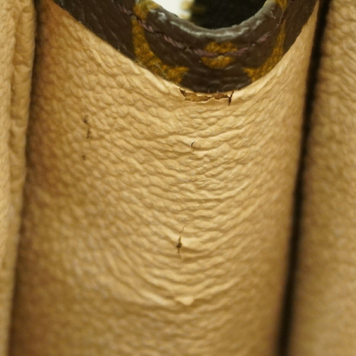 Louis Vuitton Brown Pouch (Pre-Owned)