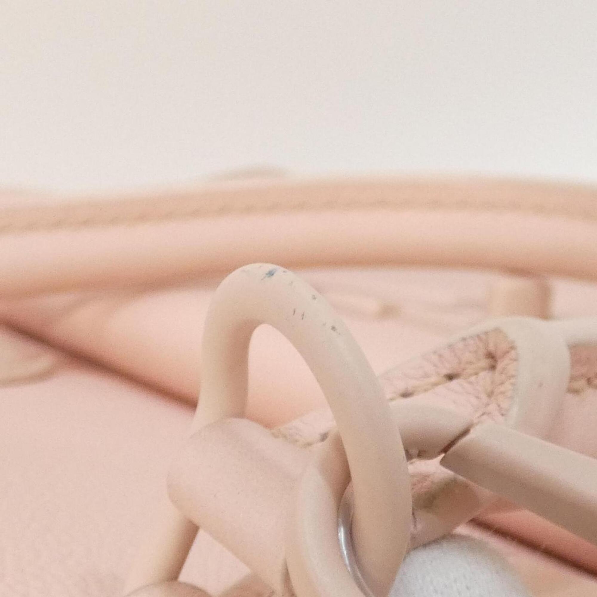 Louis Vuitton Pink Rose Leather Handbag (Pre-Owned)