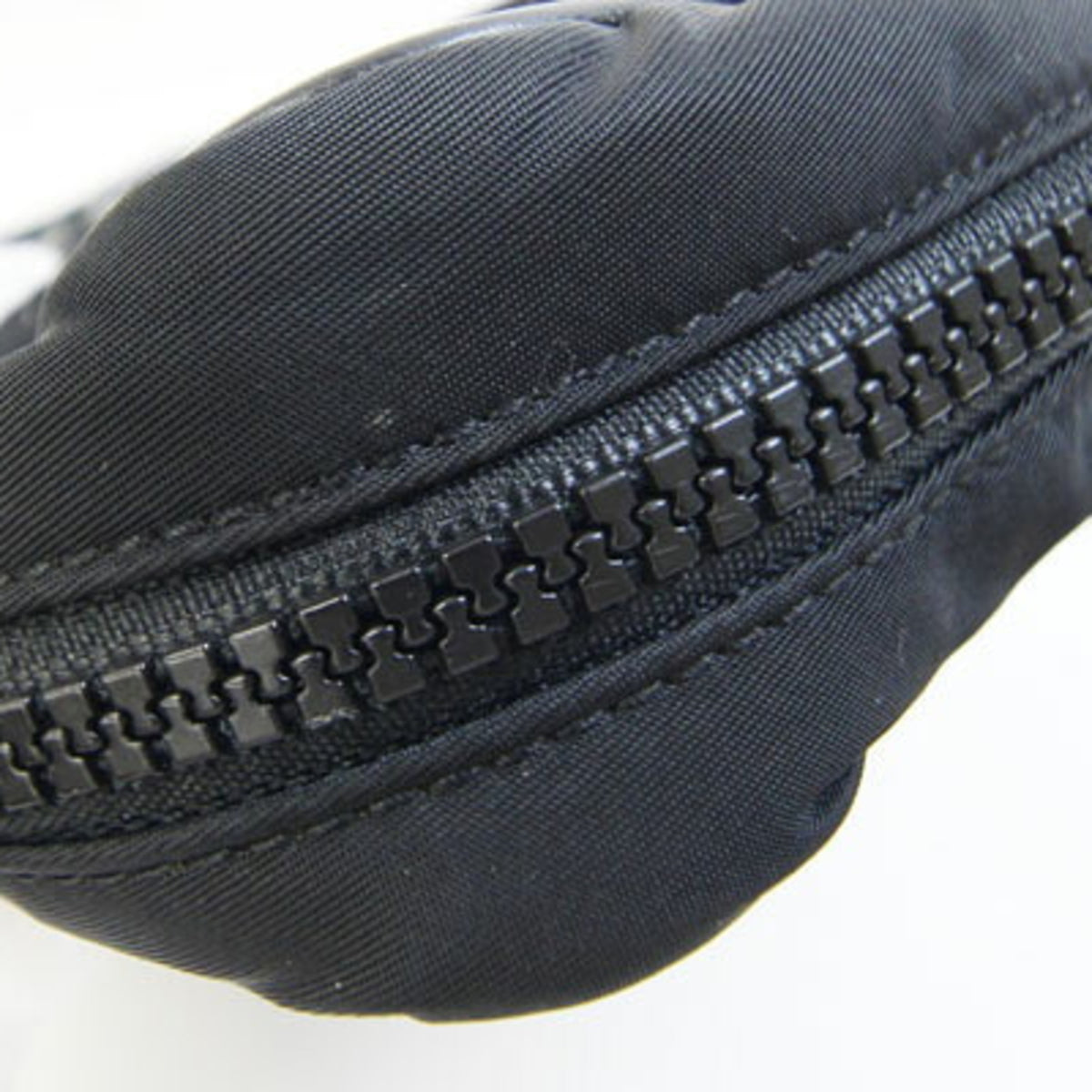 Dolce & Gabbana Black Nylon Leather Crossbody Bag Shoulder Bag (Pre-Owned)