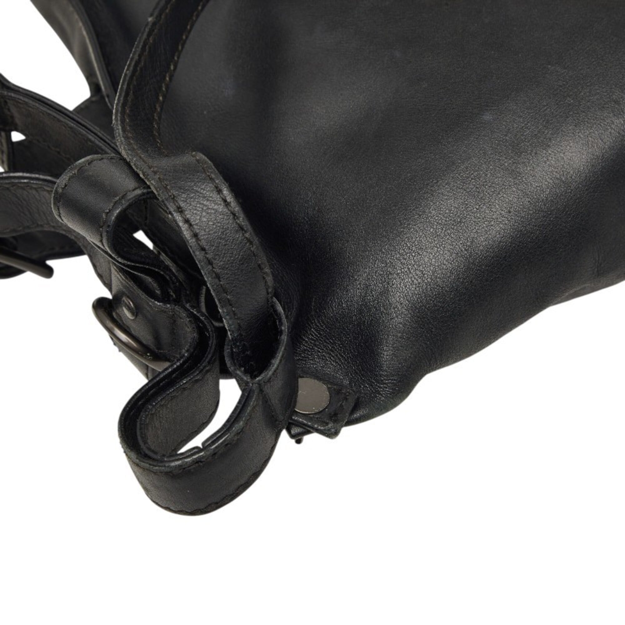 Bottega Veneta Black Leather Sling Bag (Pre-Owned)