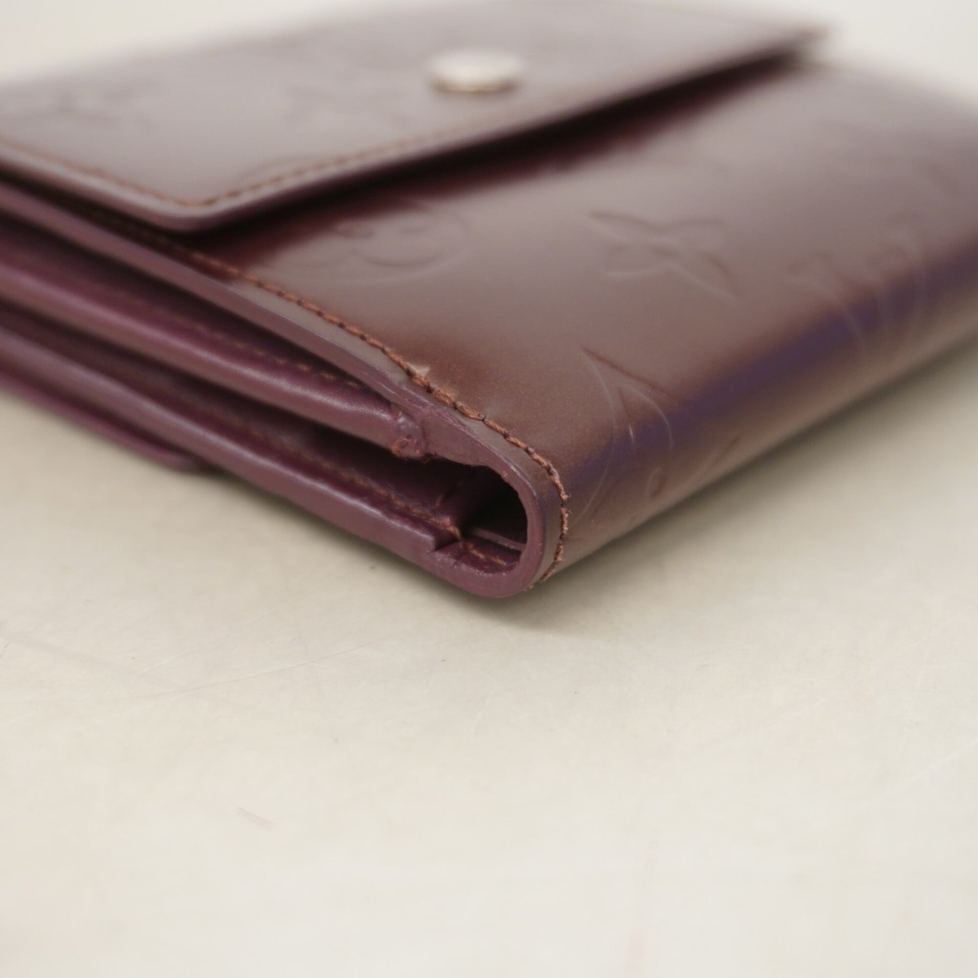 Louis Vuitton Violet Wallet (Tri-Fold) (Pre-Owned)