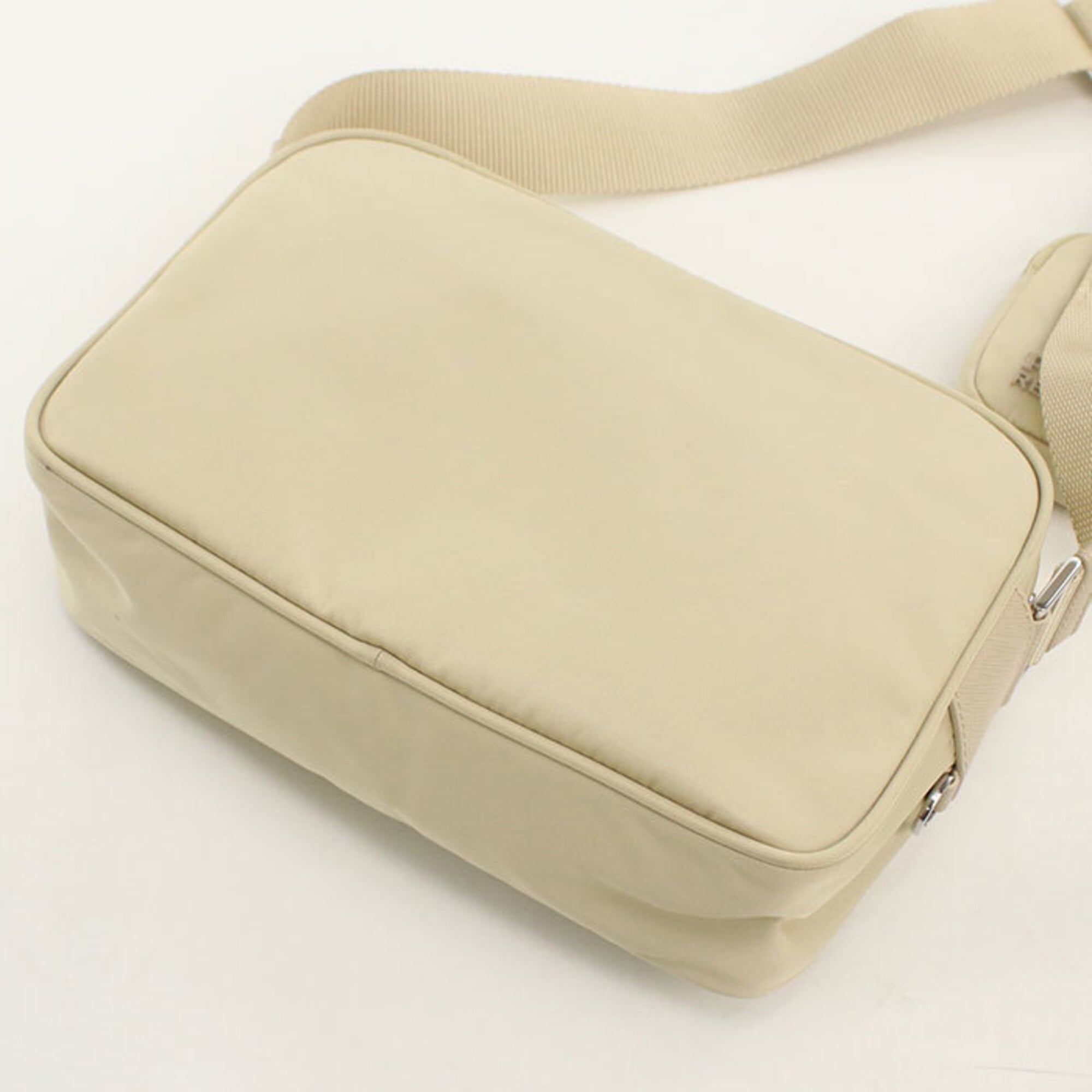 Prada Beige Nylon Shoulder Bag (Pre-Owned)
