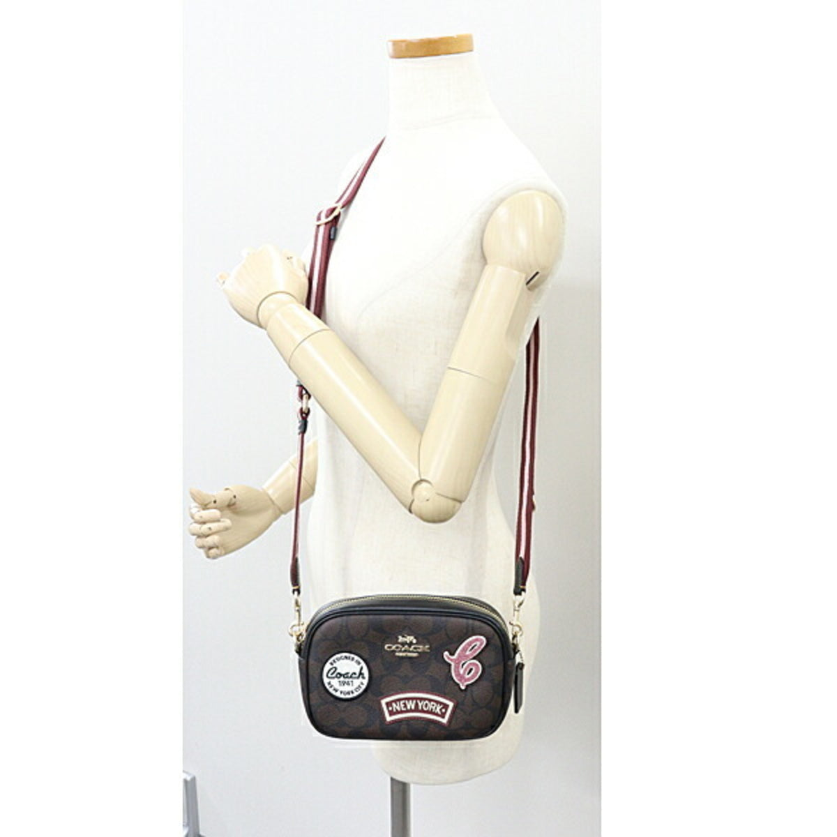 Coach Black Brown Signature Line Canvas Leather Shoulder Bag (Pre-Owned)