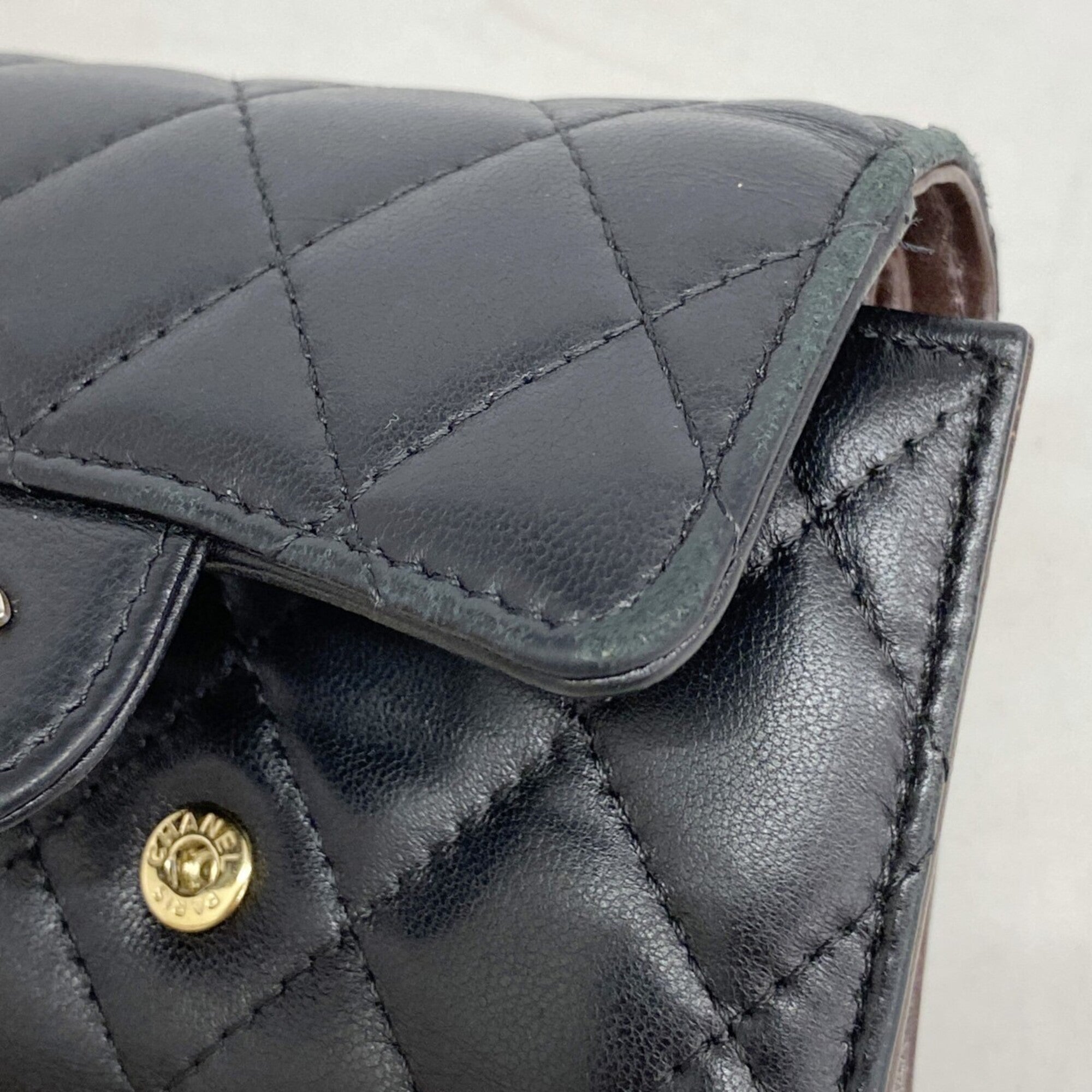 Chanel Black Leather Wallet (Tri-Fold) (Pre-Owned)