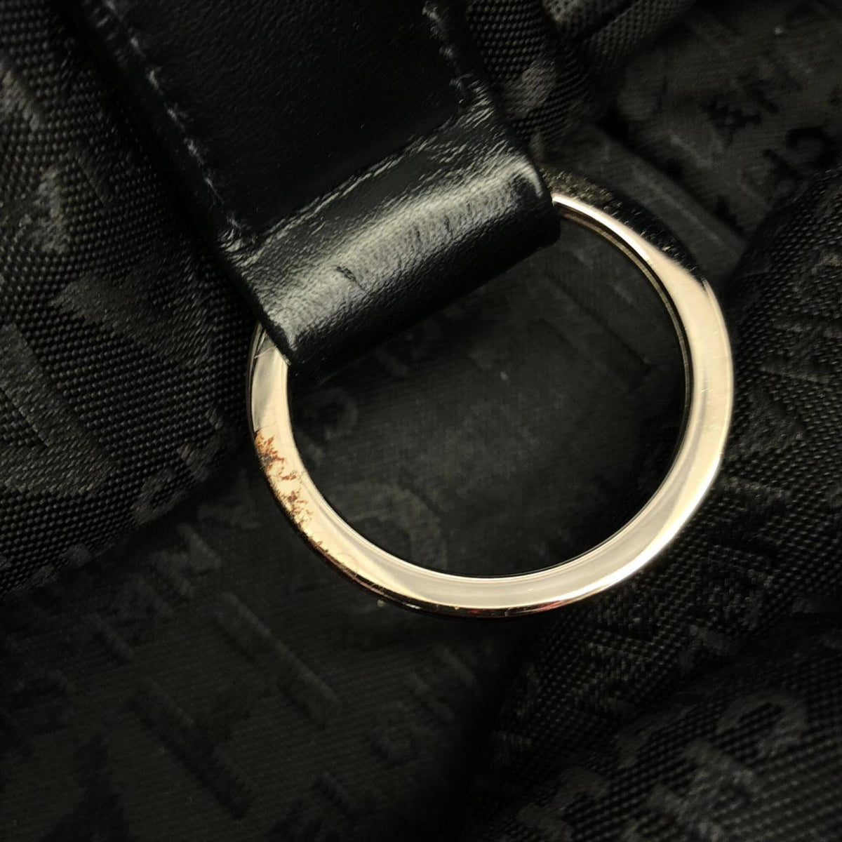Chanel Black Grained Calfskin Shoulder Bag (Pre-Owned)