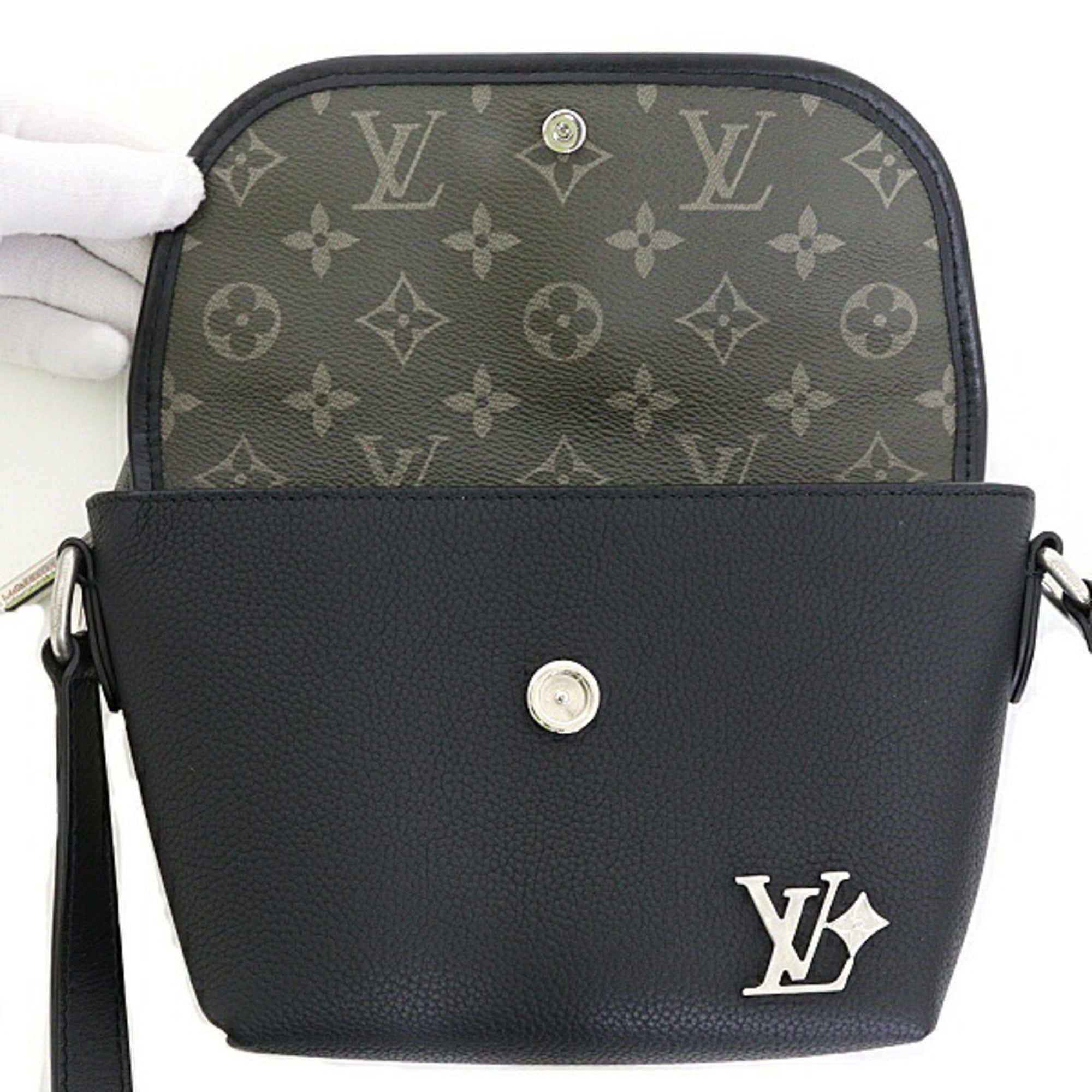 Louis Vuitton Black Khaki Monogram Leather Shoulder Bag (Pre-Owned)