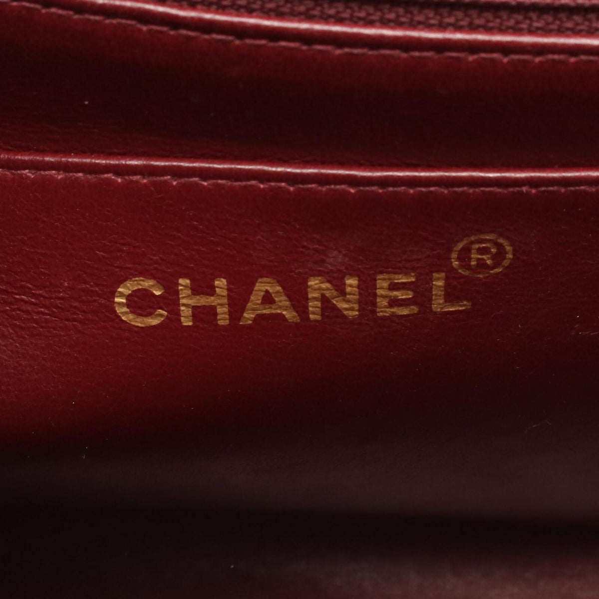 Chanel Chevron (V Stitch) Black Leather Handbag Shoulder Bag (Pre-Owned)