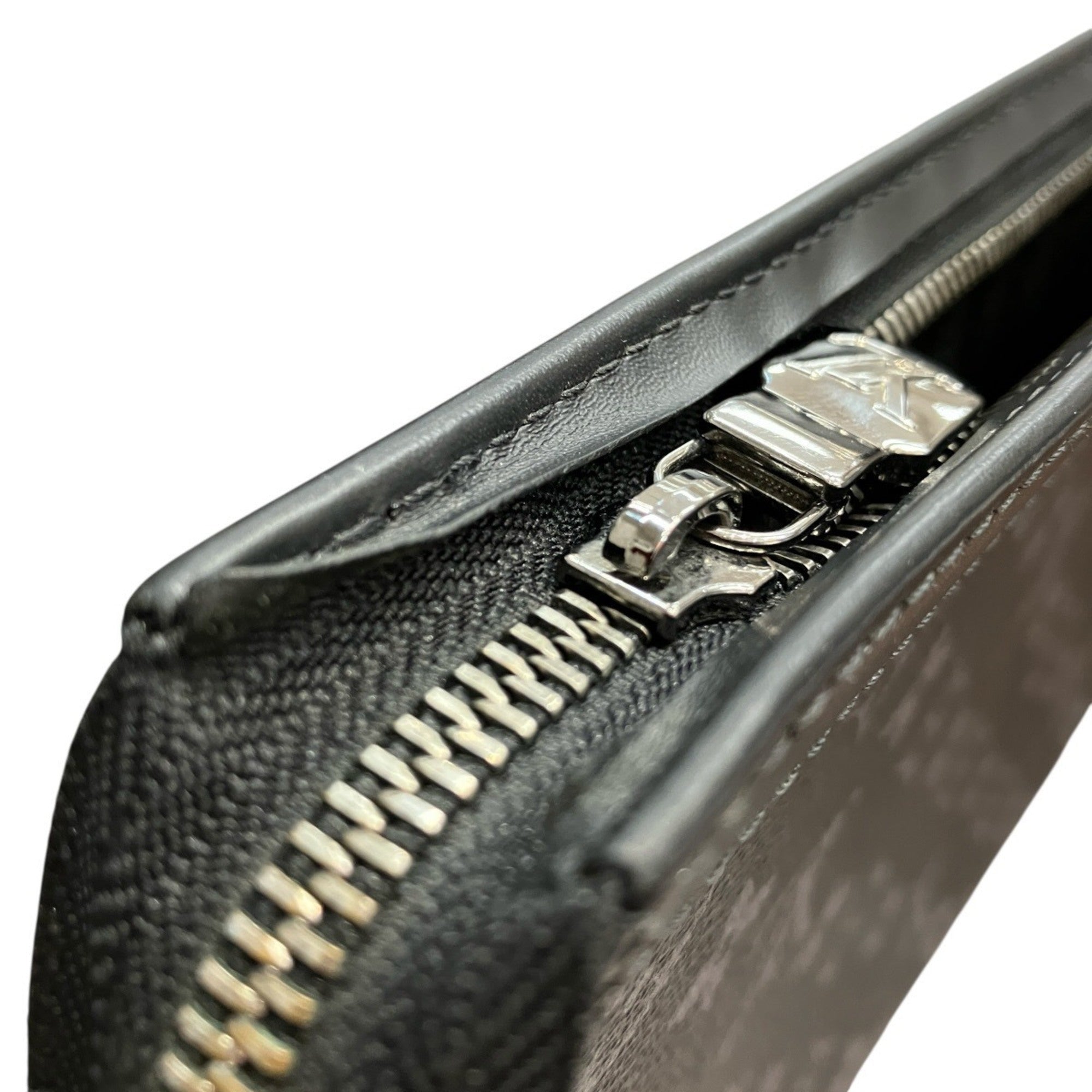 Louis Vuitton Black Monogram Eclipse Monogram Eclipse Clutch Bag Pouch (Pre-Owned)